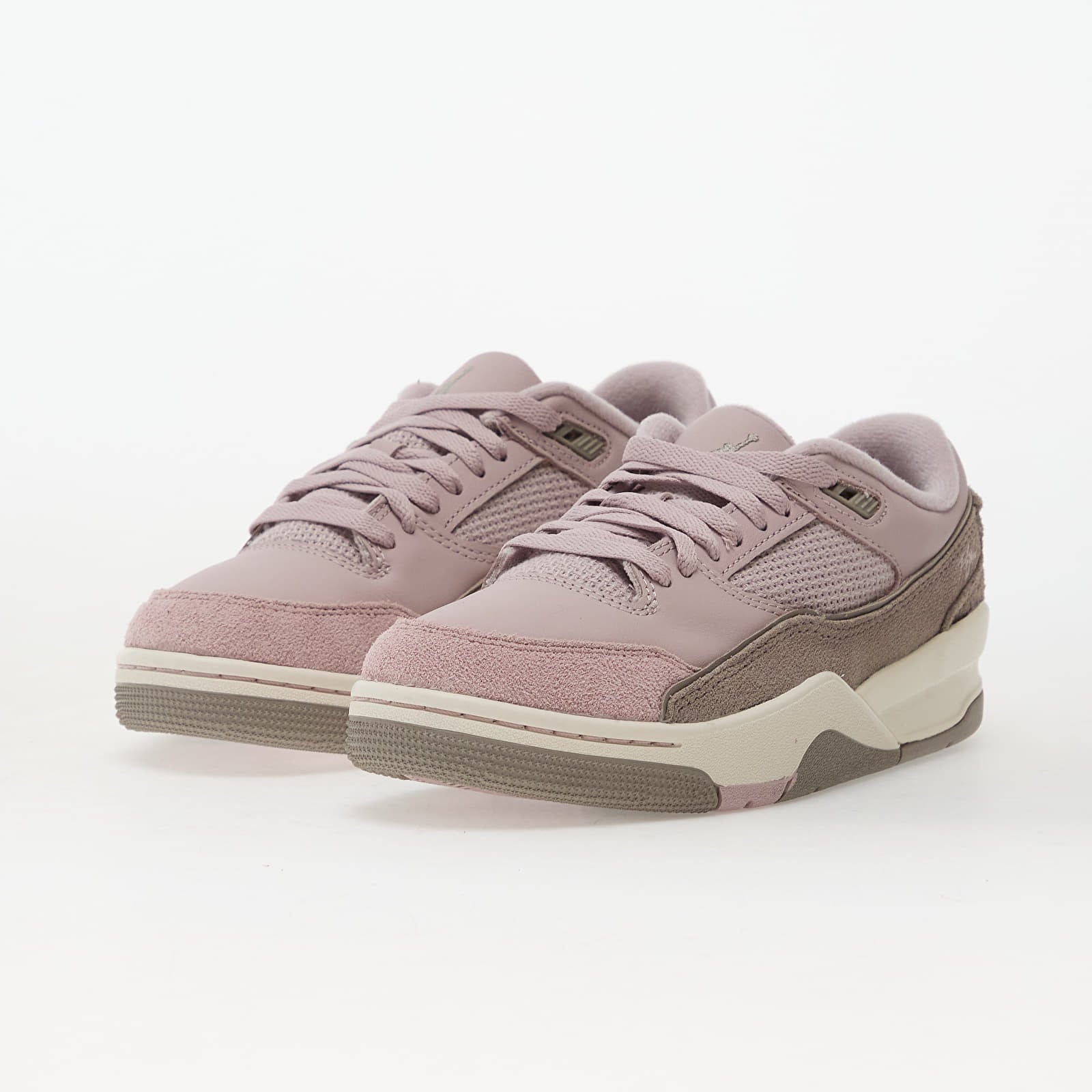 Ženski čevlji Jordan W Flight Court Particle Rose/ Enigma Stone-Pale Ivory