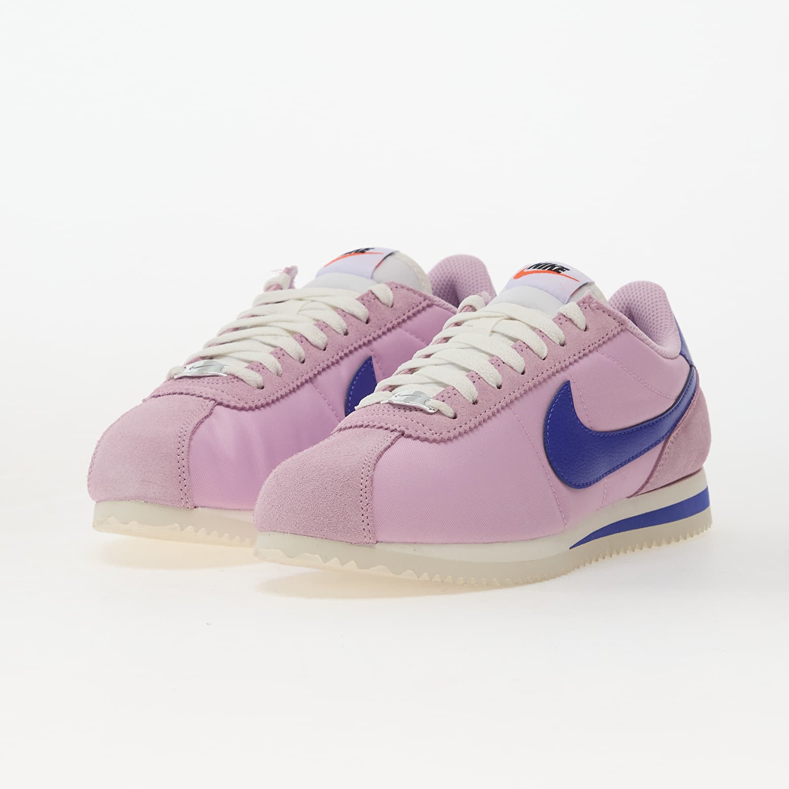 Ženski čevlji Nike W Cortez Textile Lt Arctic Pink/ Paramount Blue-Sail