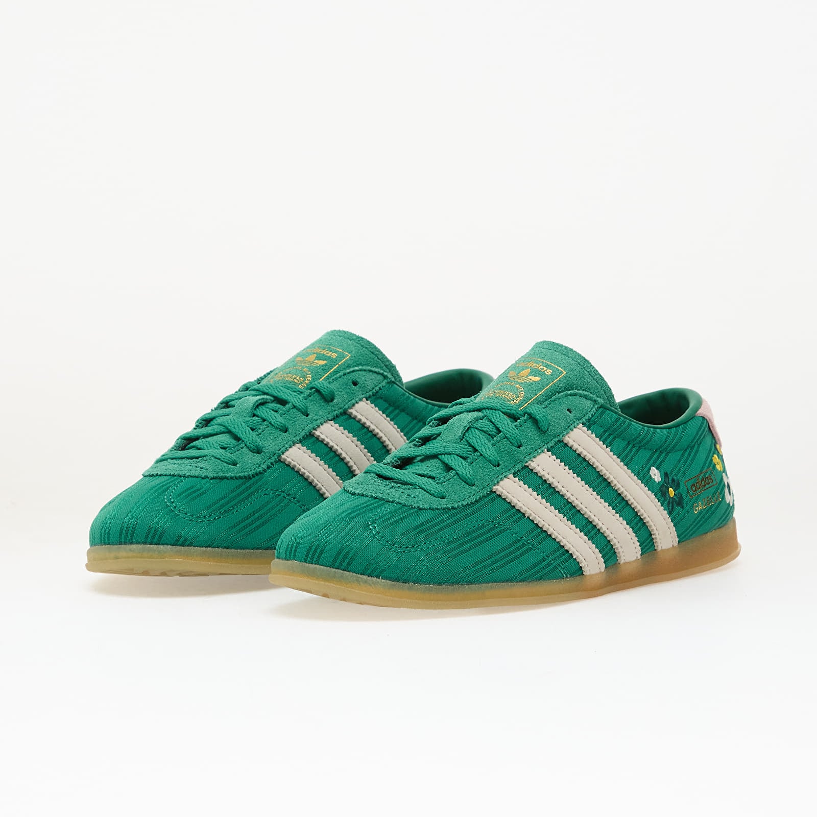 Дамски кецове и обувки adidas Gazelle Lo Pro W Bright Green/ Off White/ Gum