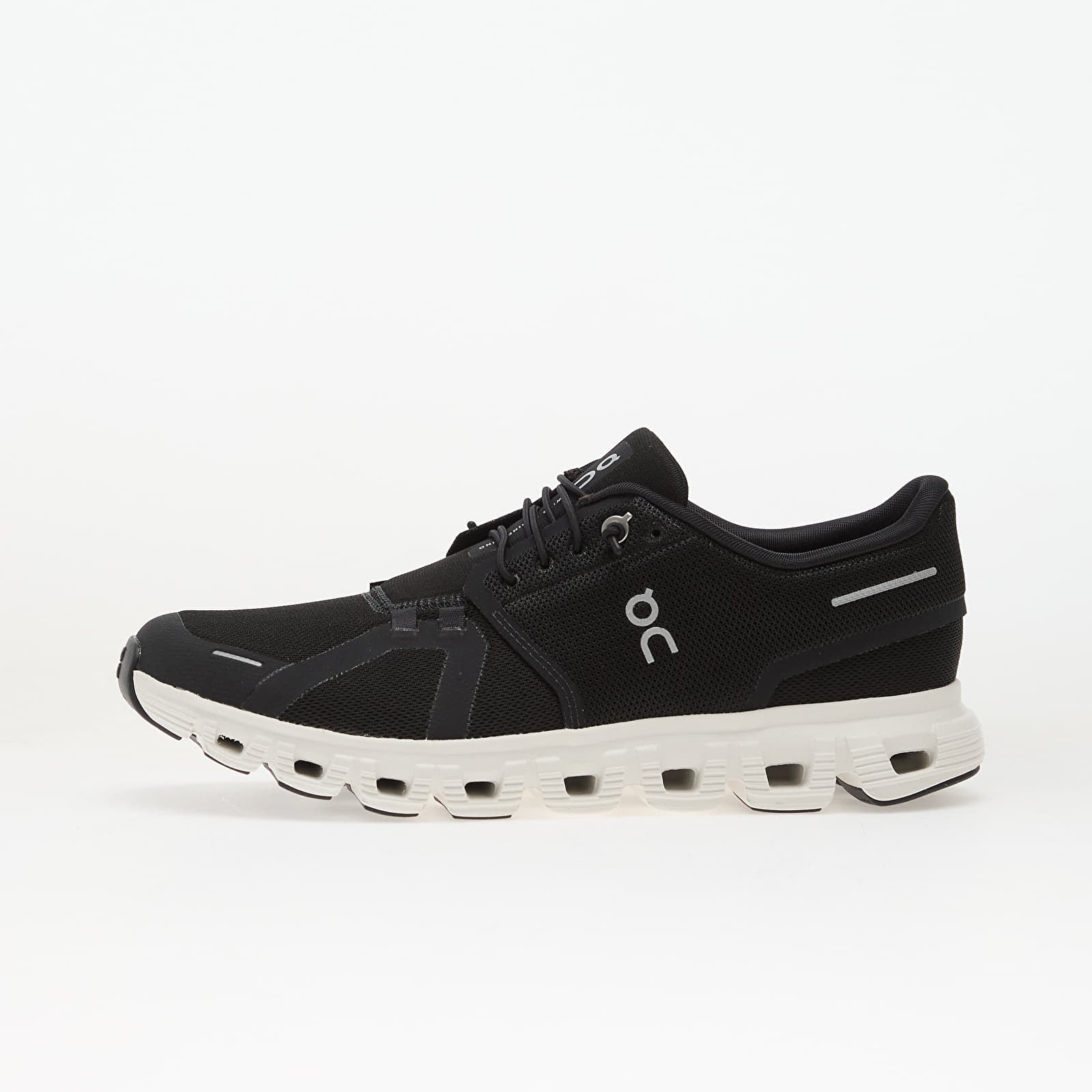 Men's shoes On M Cloud 6 Wide Black/ White