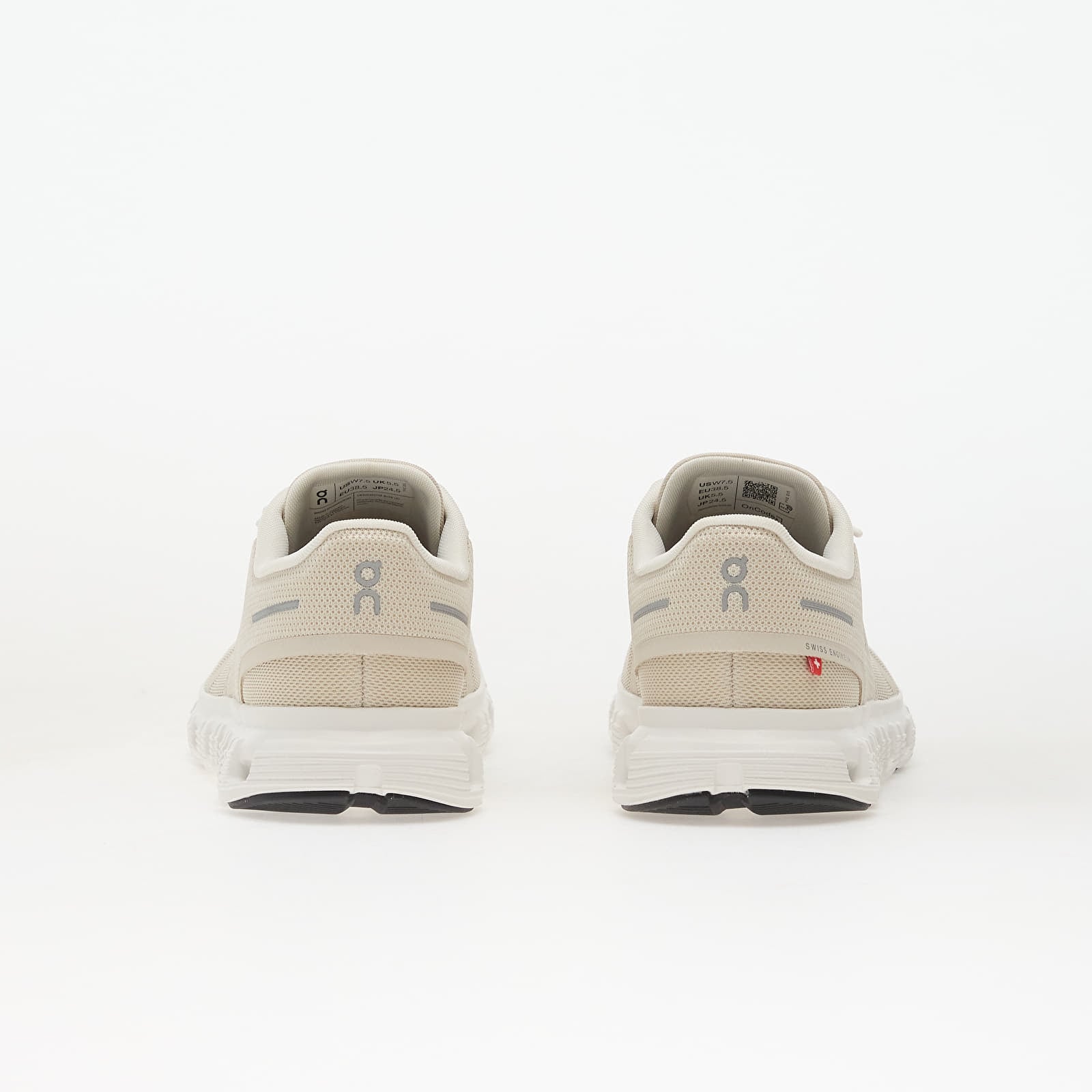 Buty damskie On W Cloud 6 Wide Pearl/ White