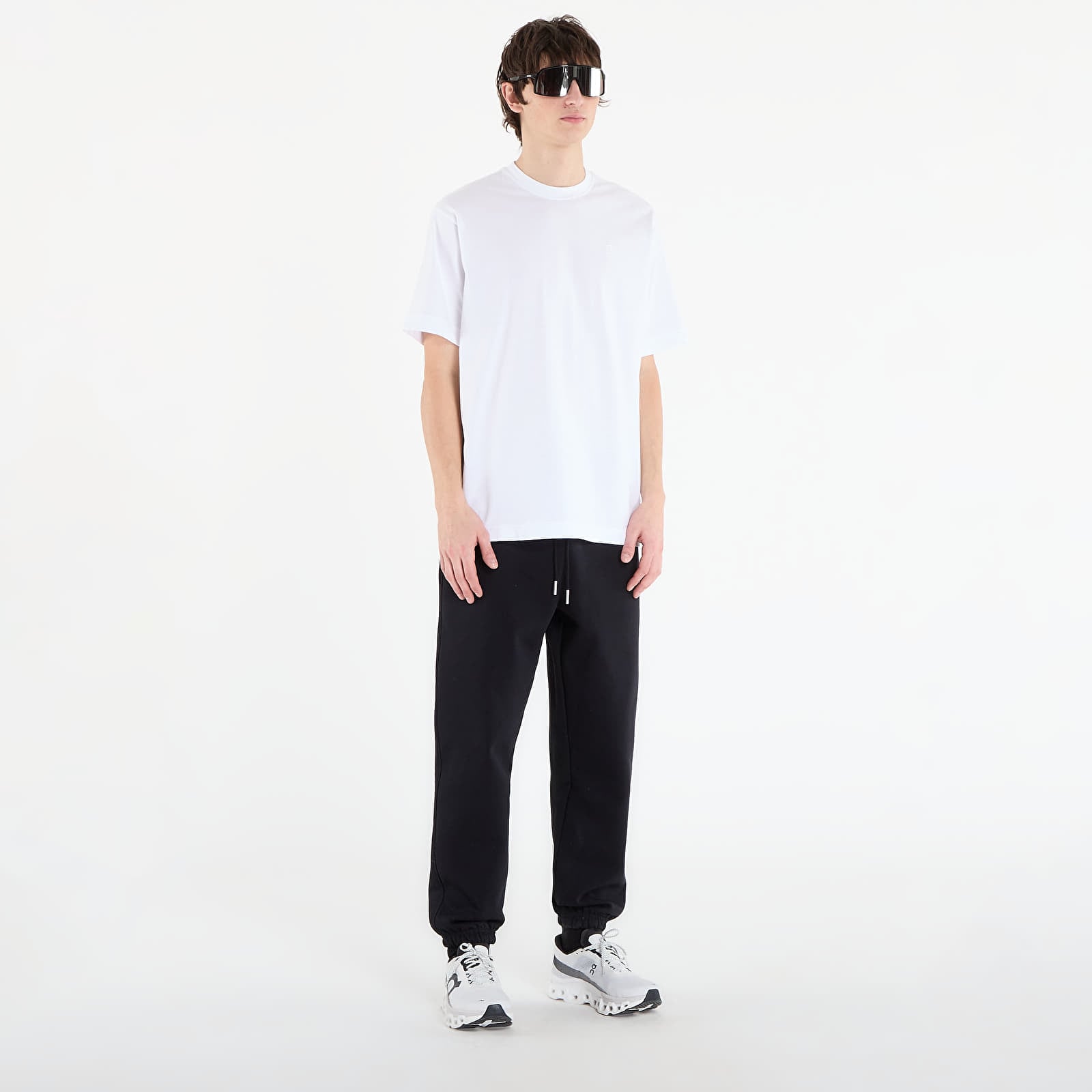 Magliette On Club Collective-T White