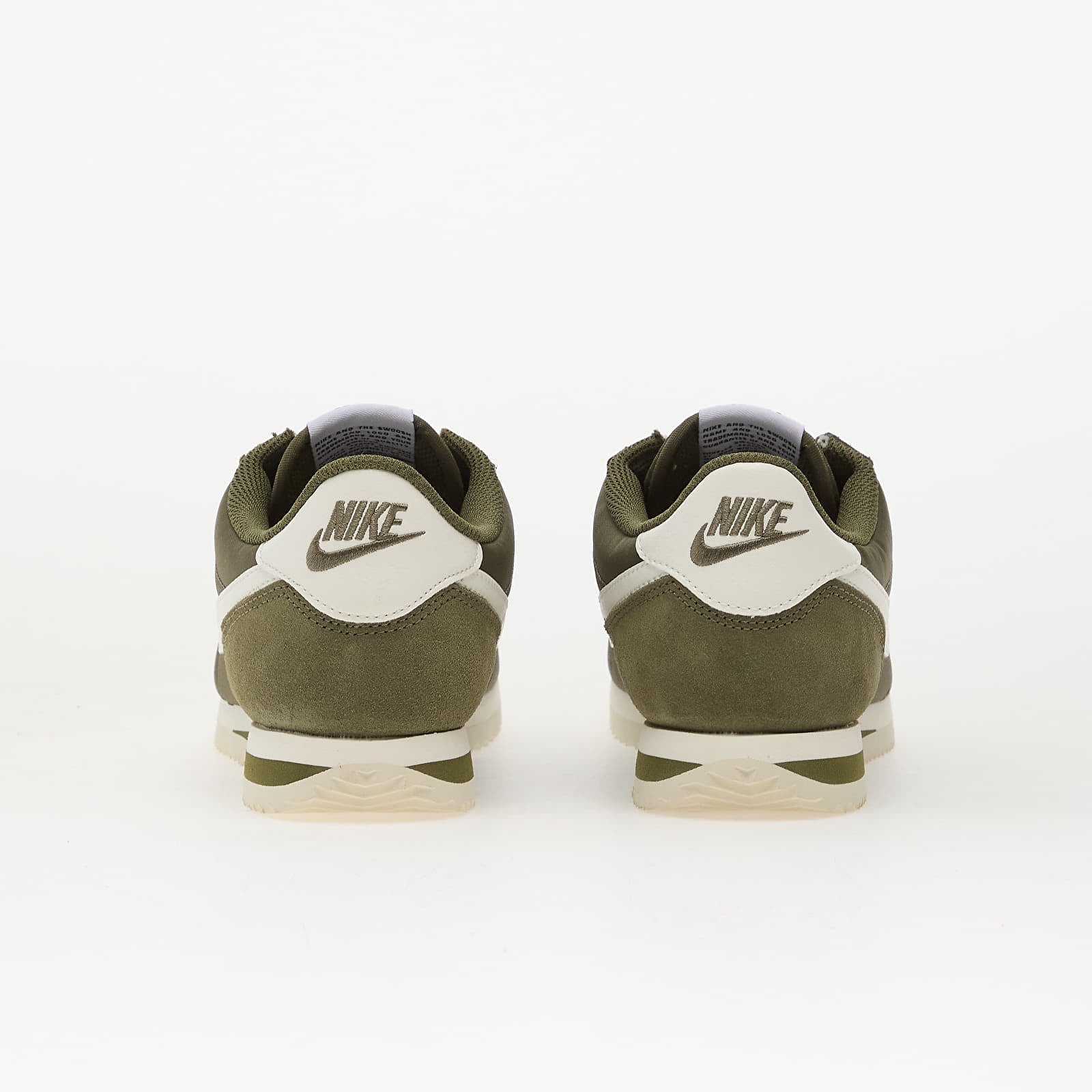 Skor för kvinnor Nike W Cortez Med Olive/ Sail