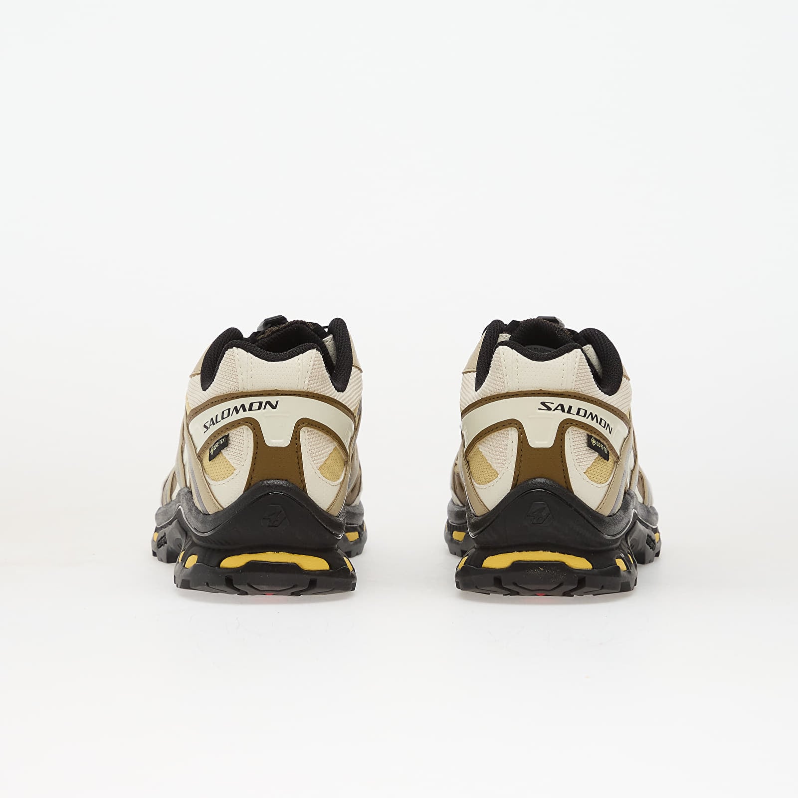 Чоловіче взуття Salomon XT-Quest GTX Sahara/ Whpep/ Beachb