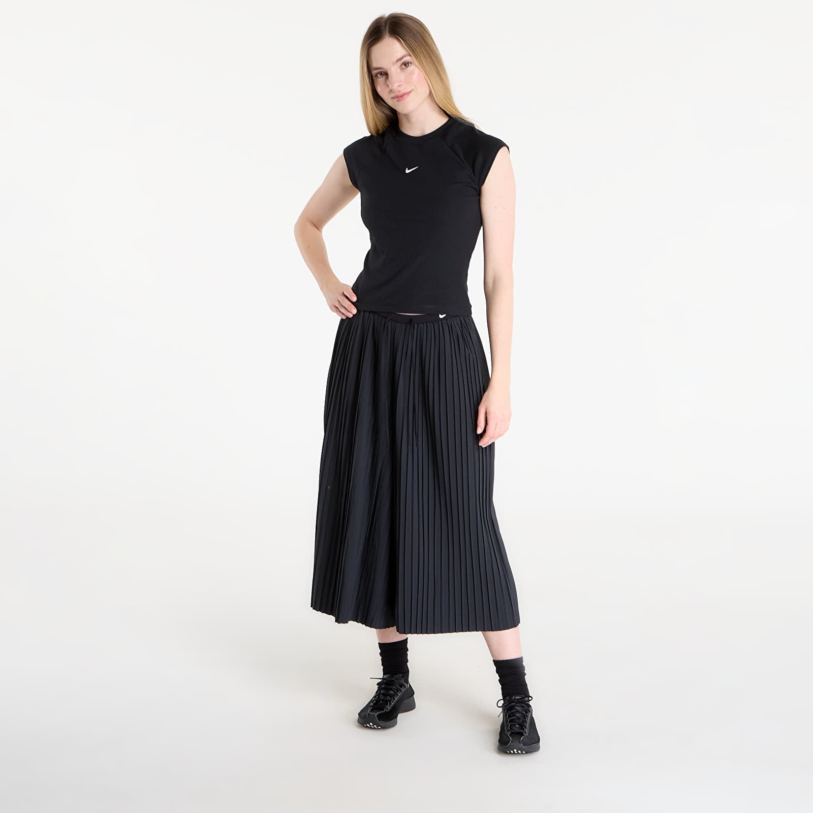Pantaloni donna Nike Sportswear Women's Oversized Mid-Rise Culotte Pants Black/ Sail