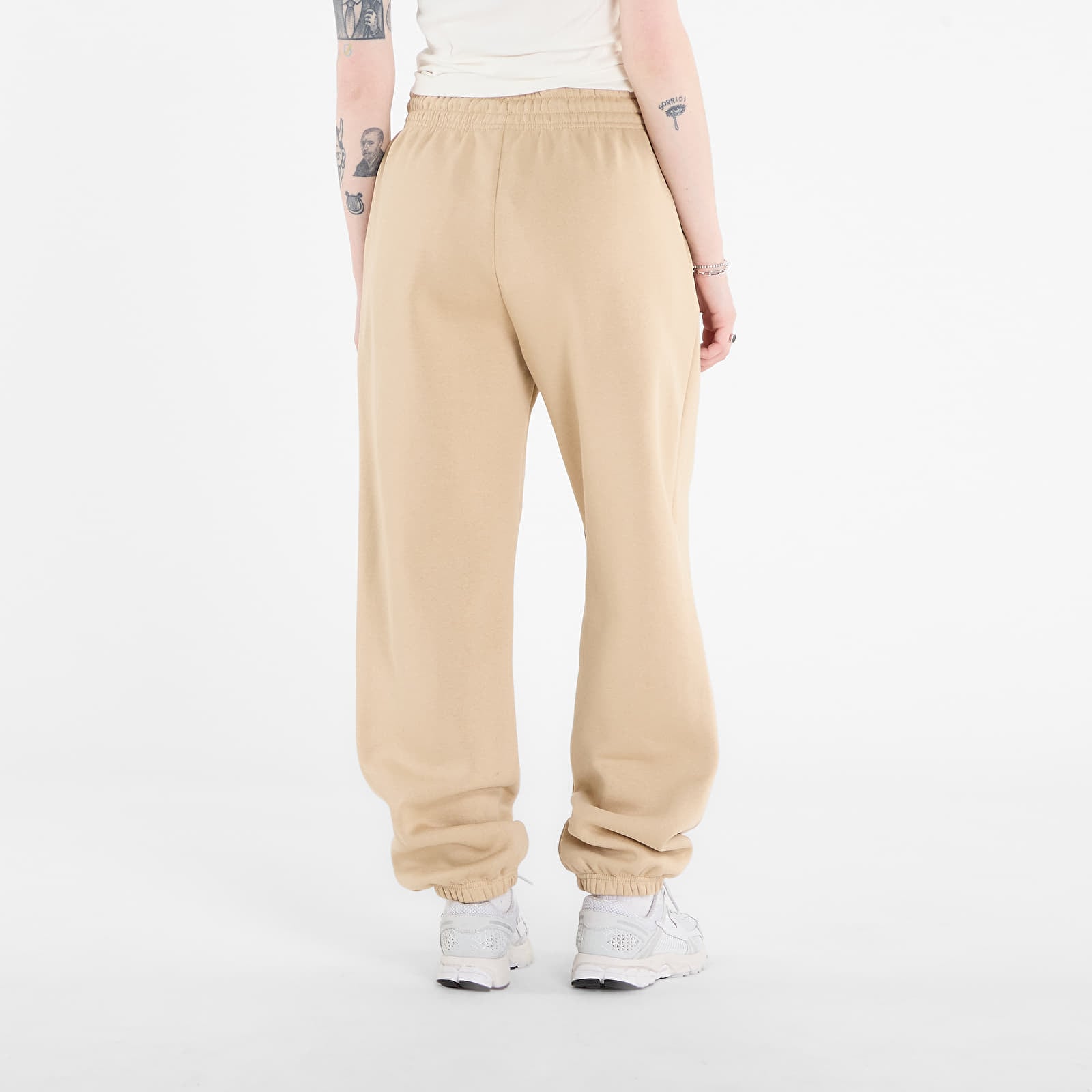 Trenerke Nike Sportswear Phoenix Fleece Women's High-Waisted Oversized Sweatpants Linen/ Sail