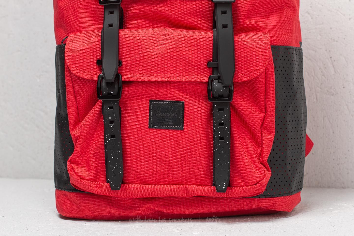 black and red herschel backpack Fleet Skate Featuring our signature diamond detail Classic Backpack XL