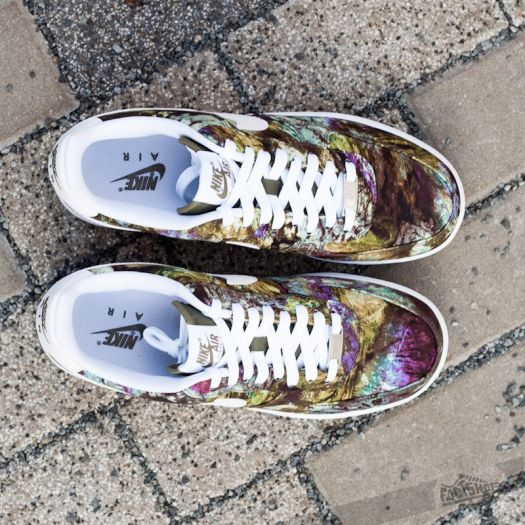 Nike Air Force 1 Liberty QS