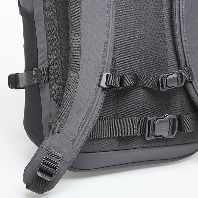 On Speed Pack 30L Magnet/ Black | Footshop