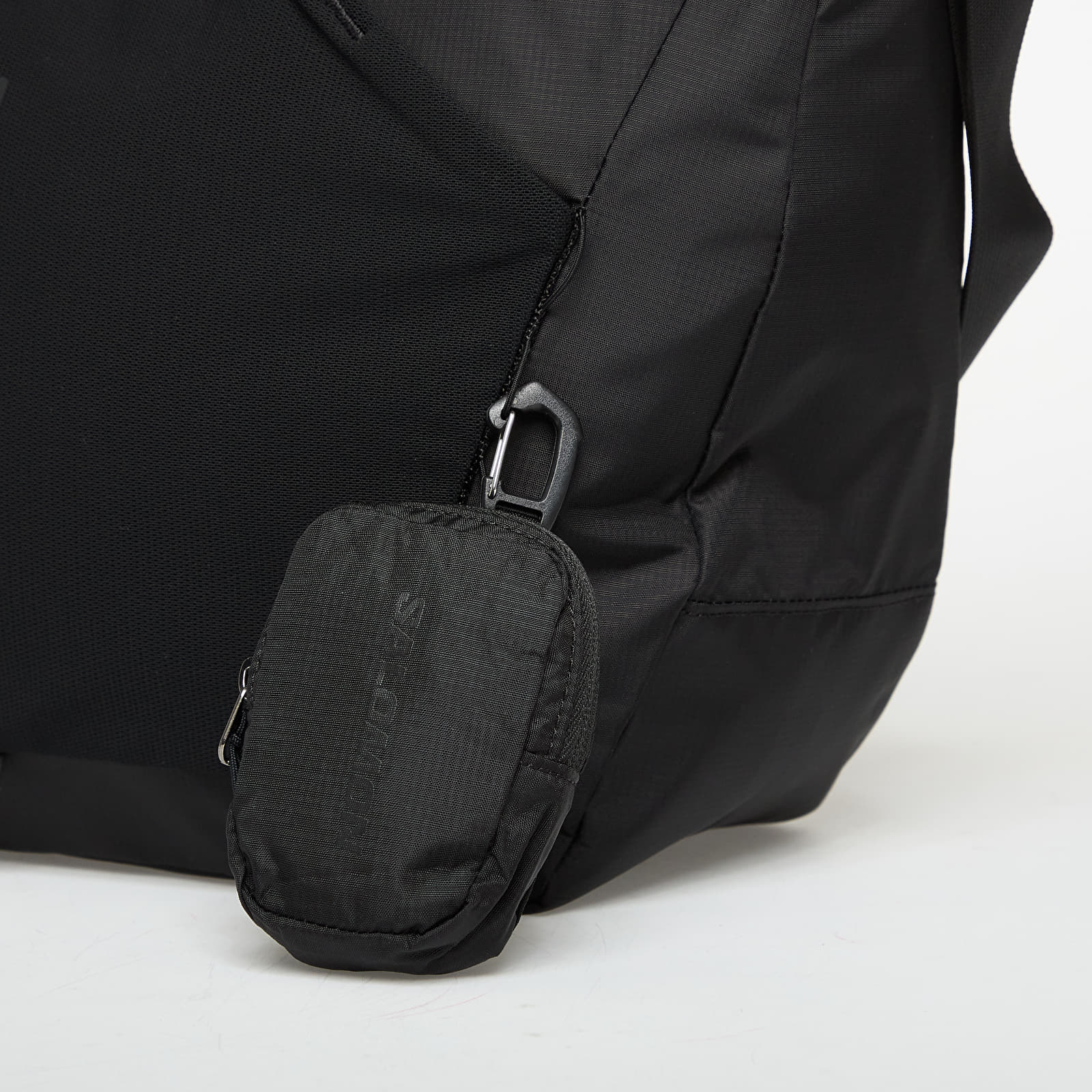 Crossbody-vesker Salomon ACS Shoulder Bag Black