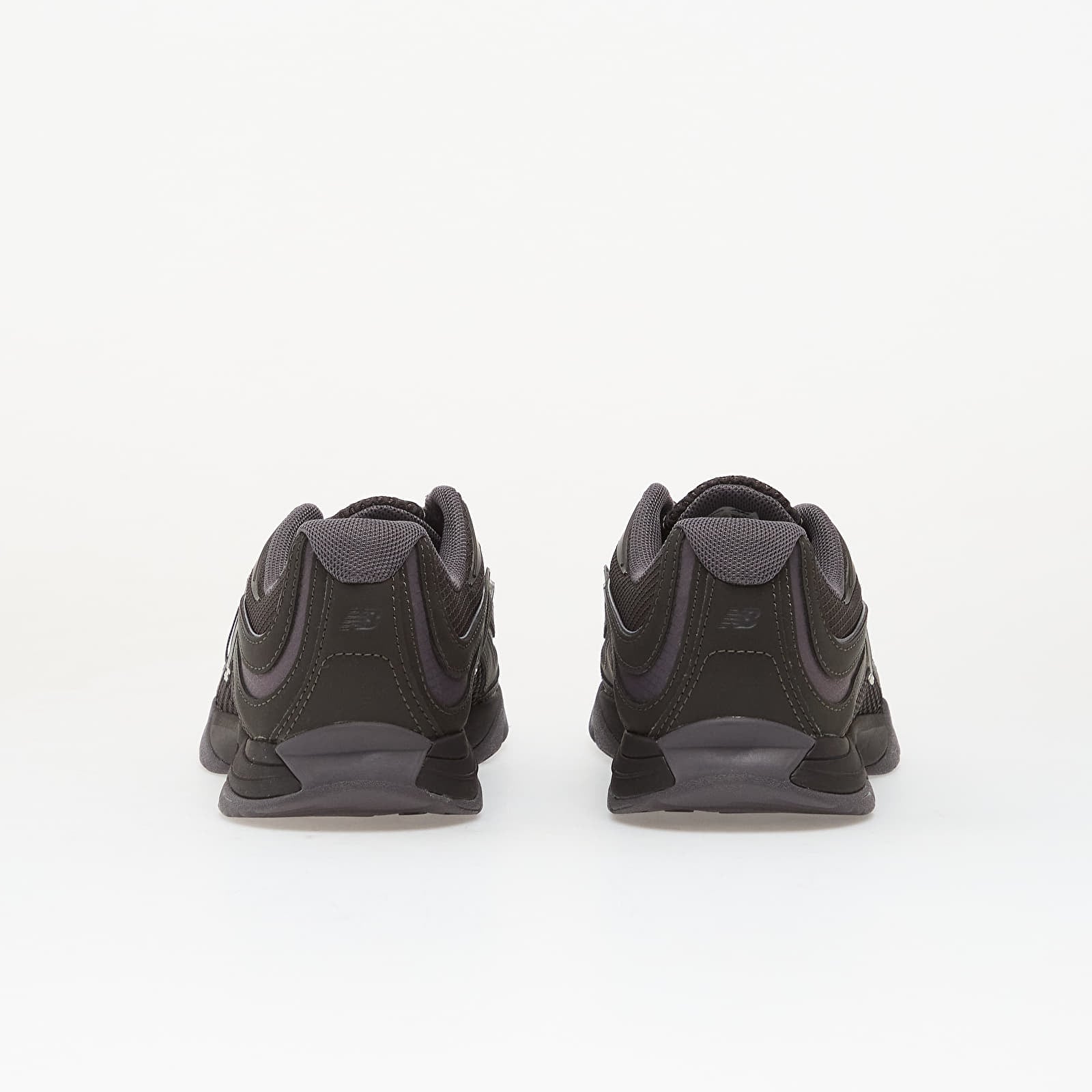 Herresko New Balance RC56 Black