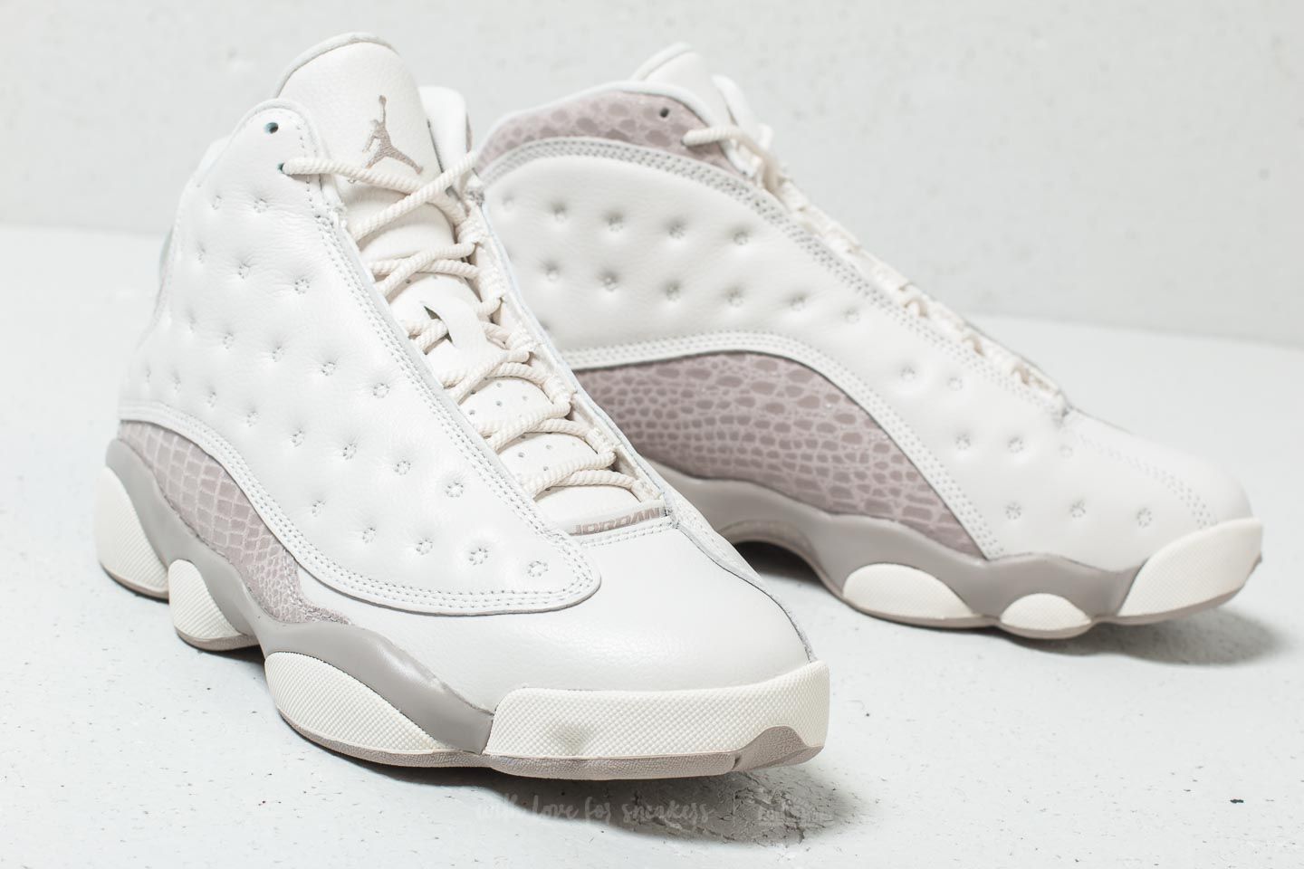 Jordan 13 outlet mujer