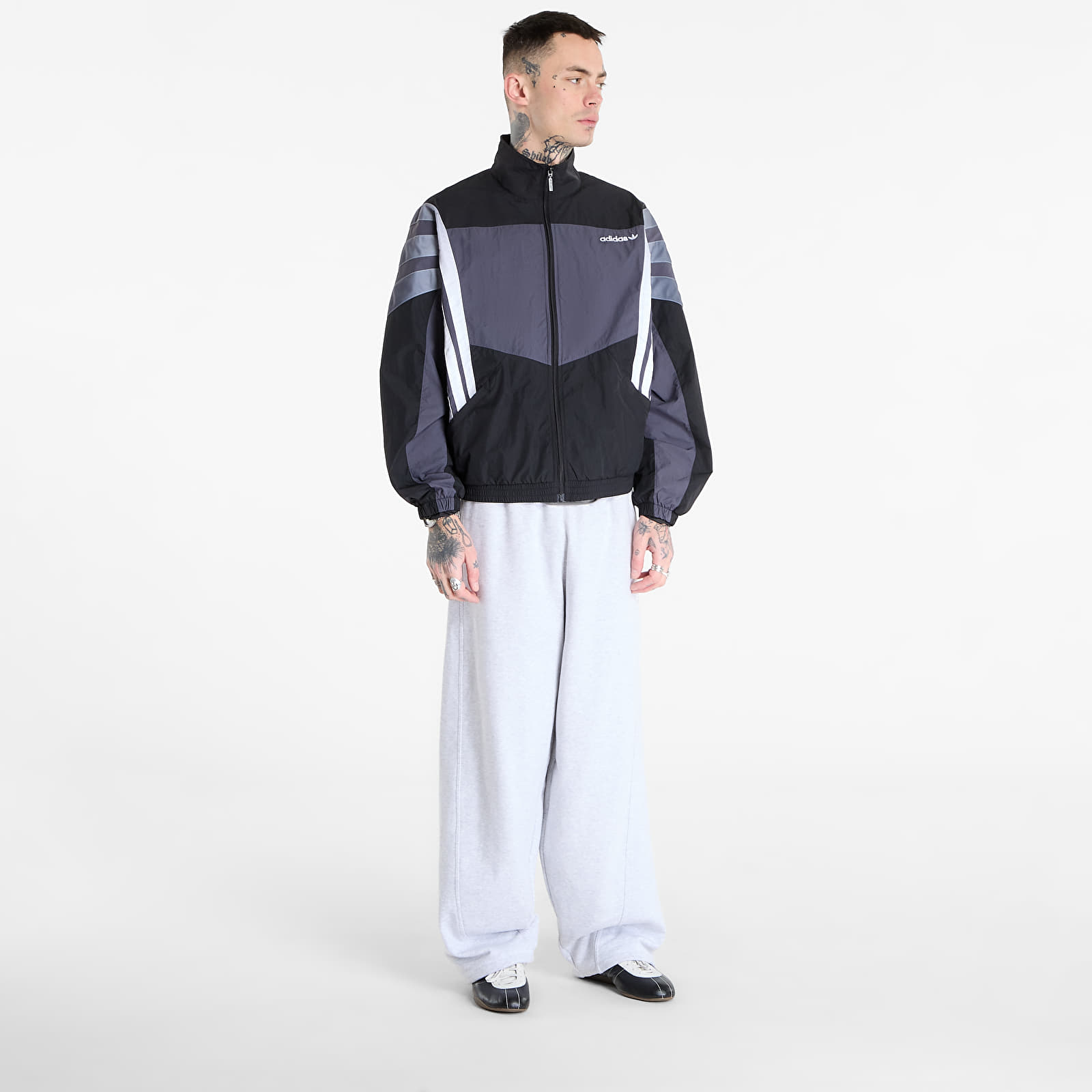 Sweatjacken und Sweatshirts adidas Santiago Tt Black