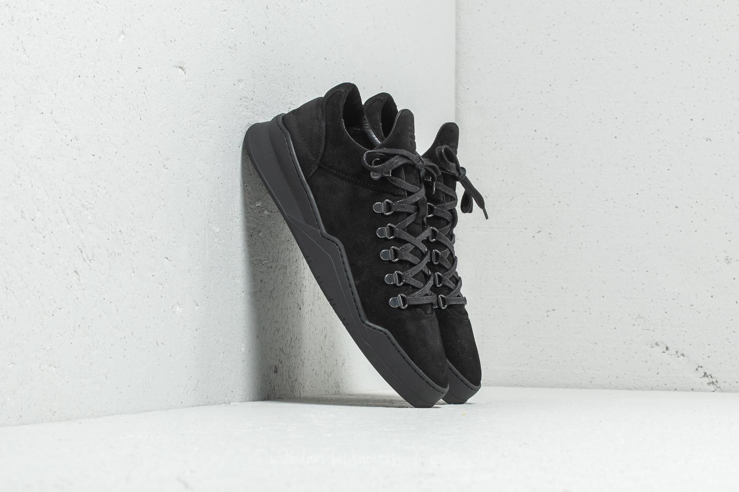 Low top ghost waxed suede sales all black
