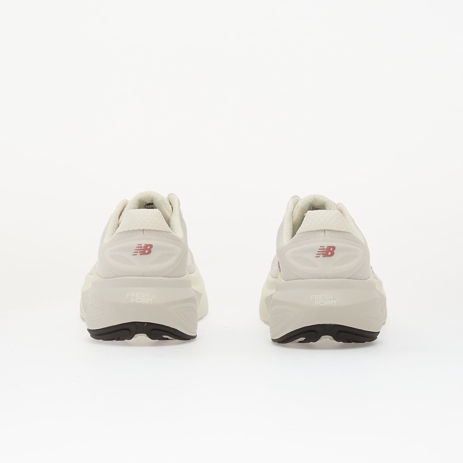 Дамски кецове и обувки New Balance Fresh Foam X More v6 Sea Salt/ Rosewood/ Grey Matter