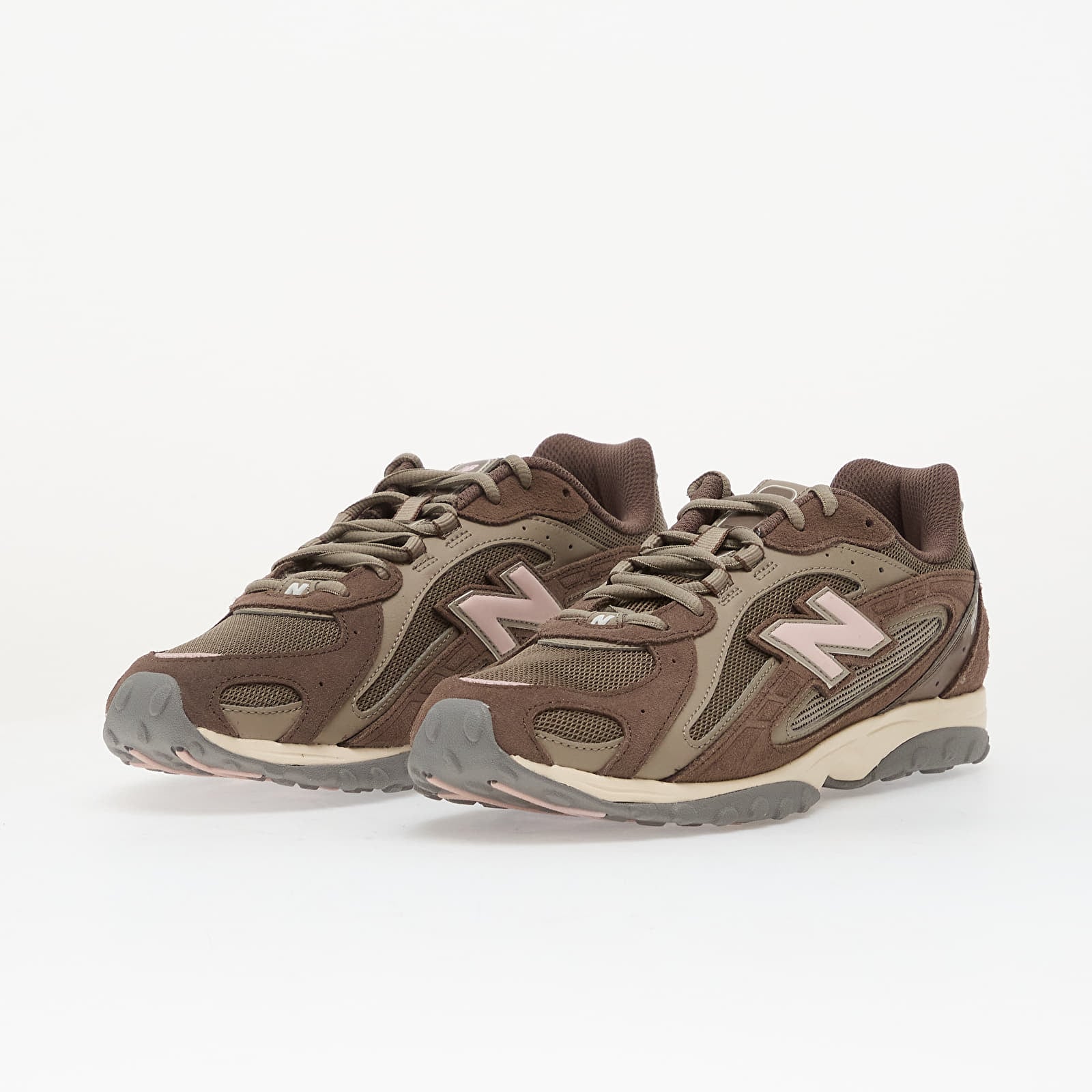 Herren Sneaker und Schuhe New Balance 204L Cortado/ Stone Pink