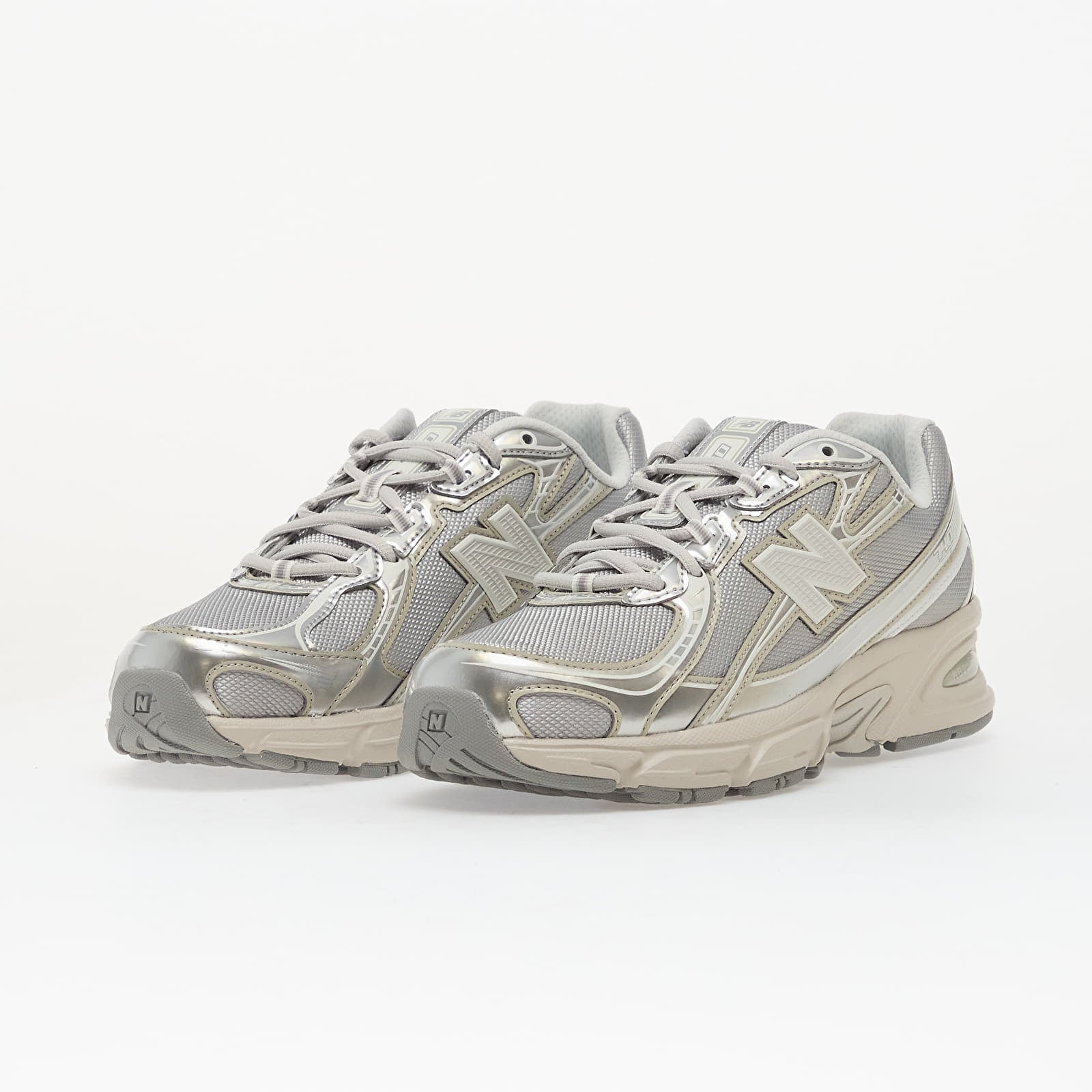 Herresko New Balance 740 Metallic Silver/ Metallic Silver