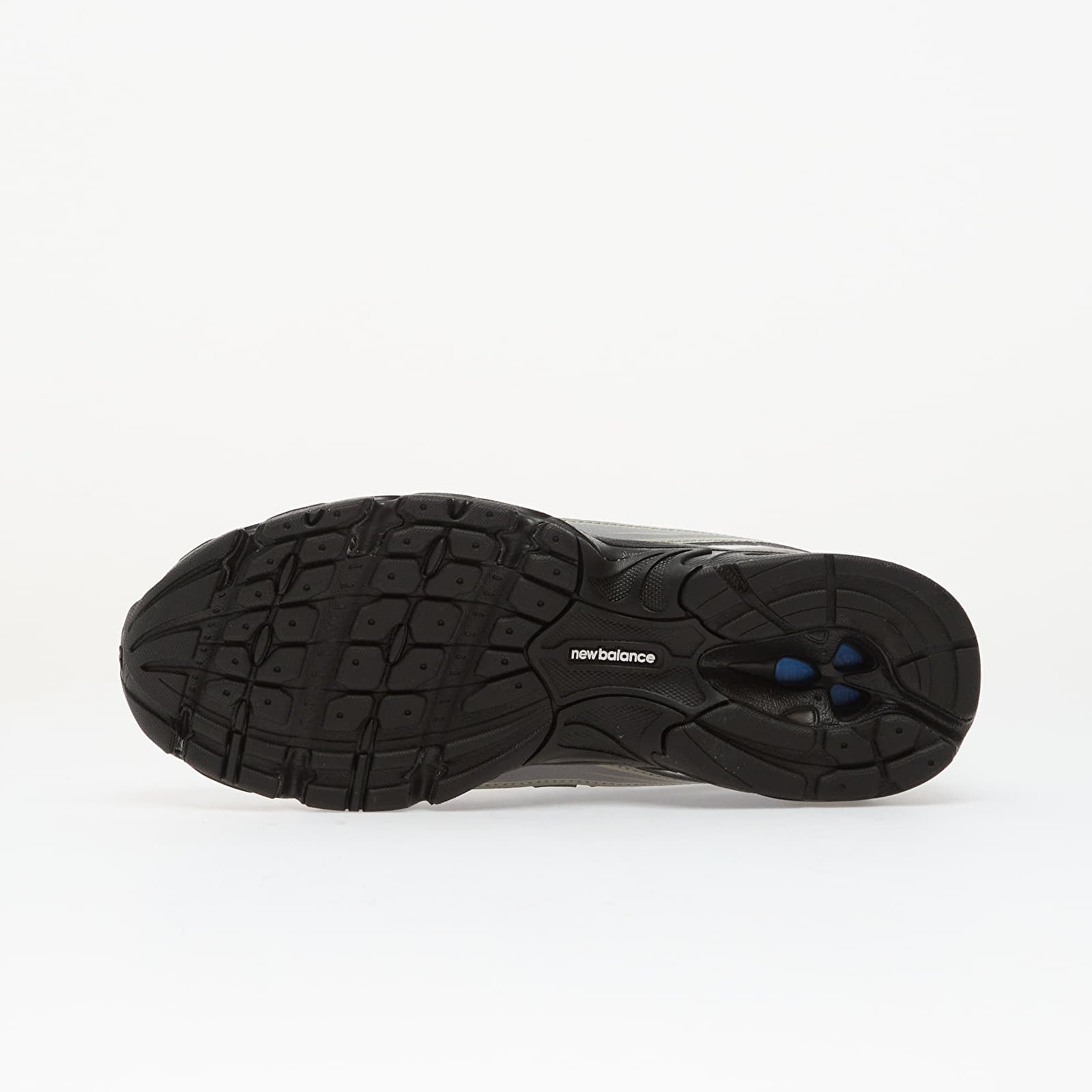 Moški čevlji New Balance 740 Silver Metallic/ Raincloud