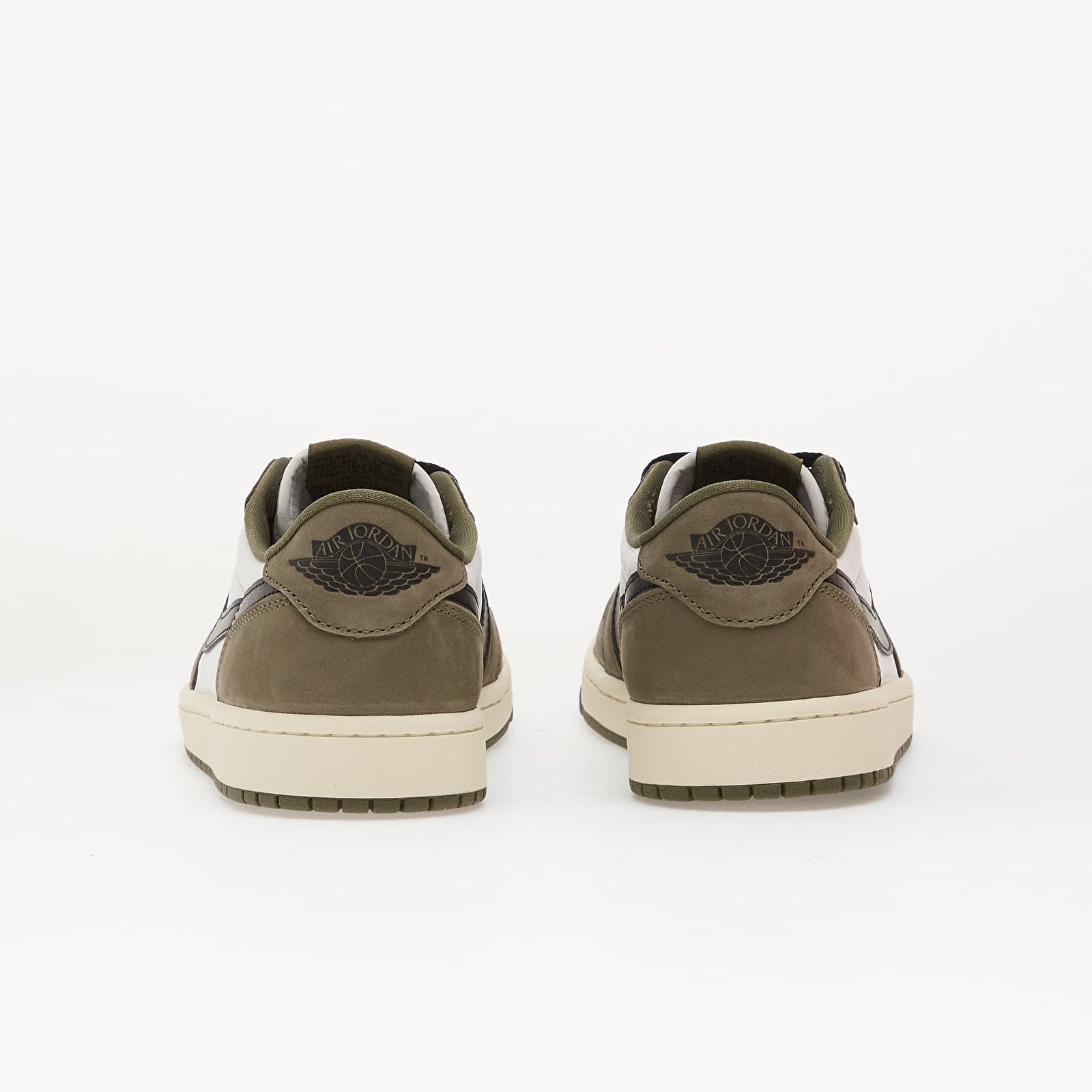 Moški čevlji Air Jordan 1 Retro Low OG "Medium Olive" Medium Olive/ Black-Summit White-Sail