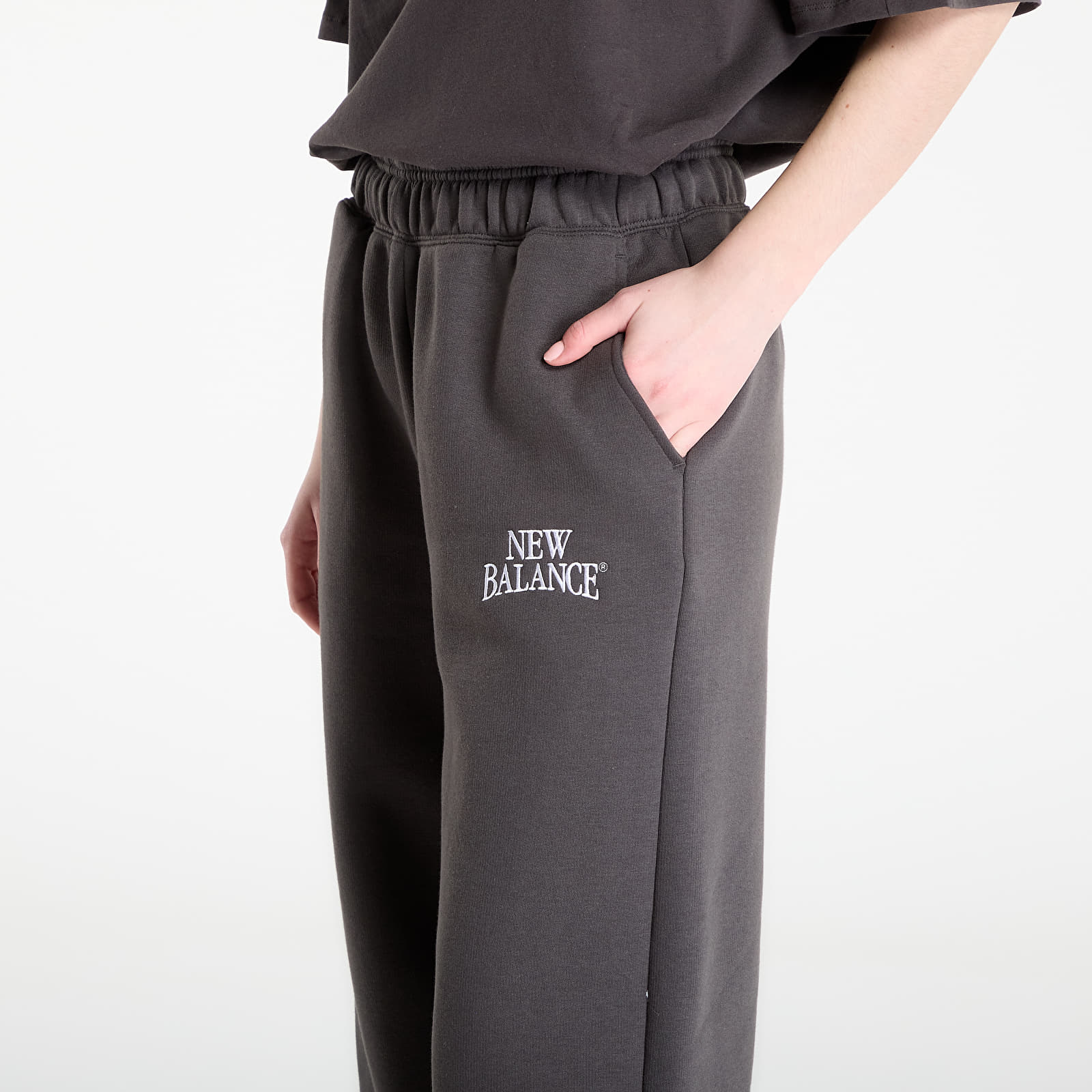Jogginghosen New Balance Linear Heritage Fleece Barrel Pant Faded Black
