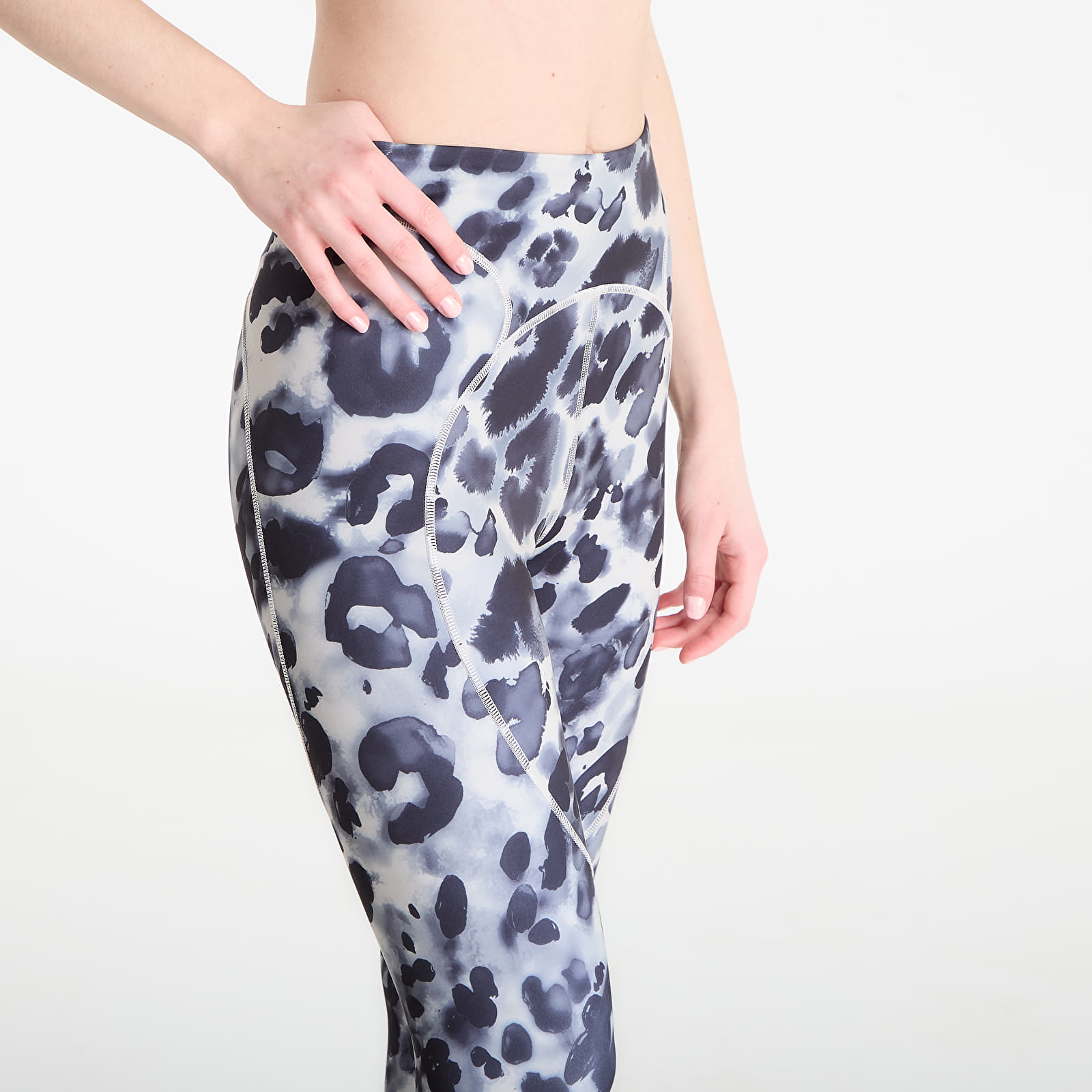 Legingi adidas x Stella McCartney Track Pantsr 7/8 Lp Wonder Aluminium/ Black