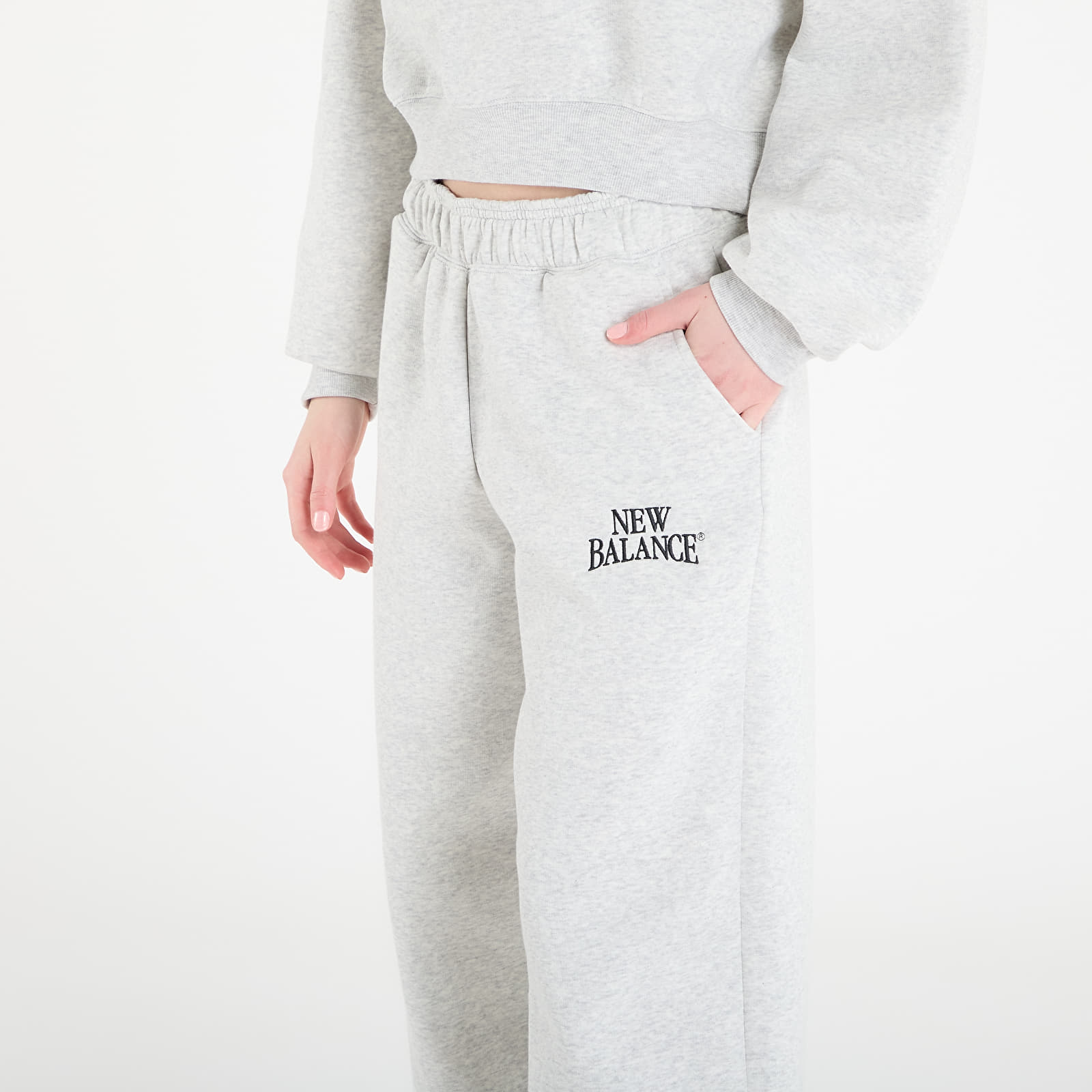 Jogginghosen New Balance Linear Heritage Fleece Barrel Pant Ash Heather