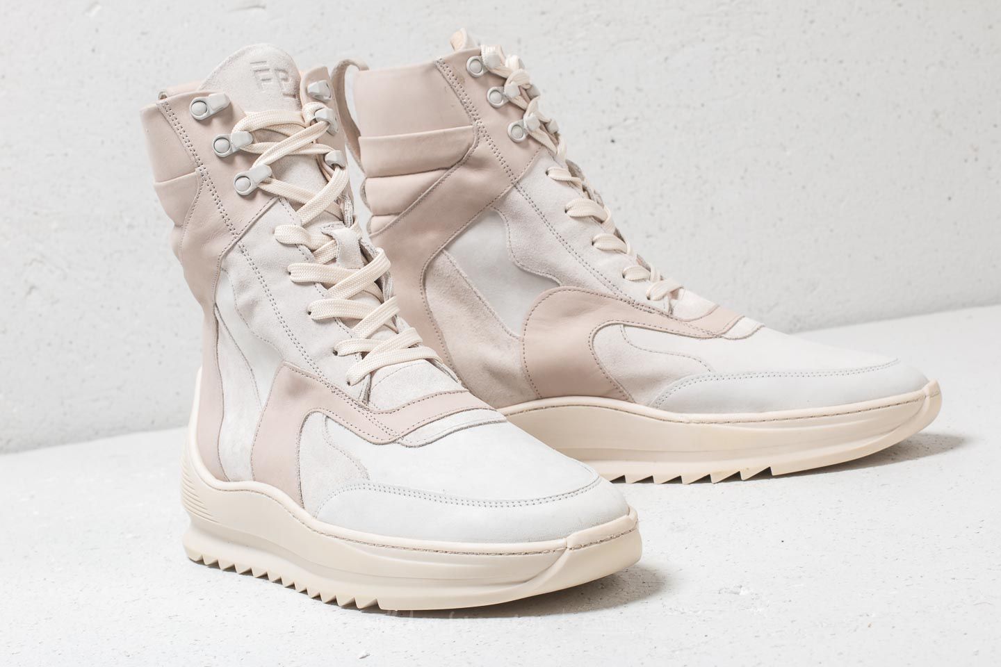 Filling pieces heel cap hot sale
