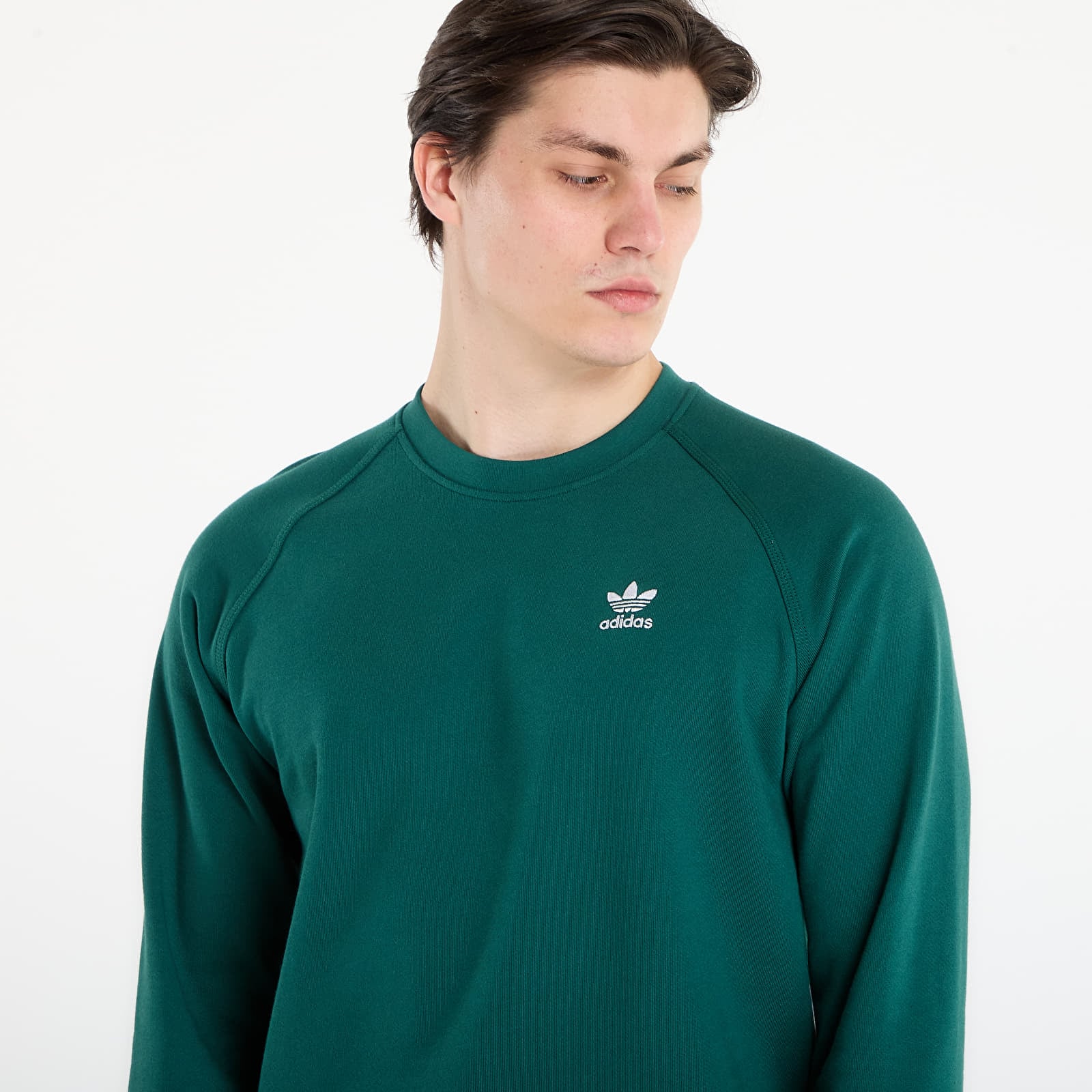 Casacos com capuz para homem adidas Trefoil Essentials French Terry Crew Sweatshirt Collegiate Green