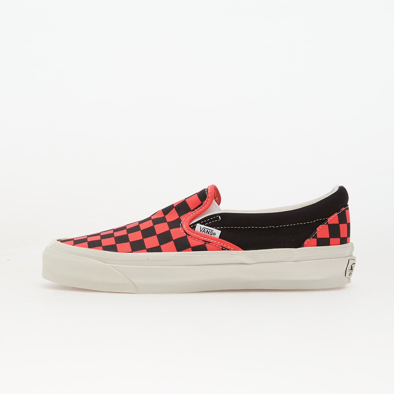 Pánske tenisky a topánky Vans LX Classic Slip-On 98 Checkerboard Diva Pink