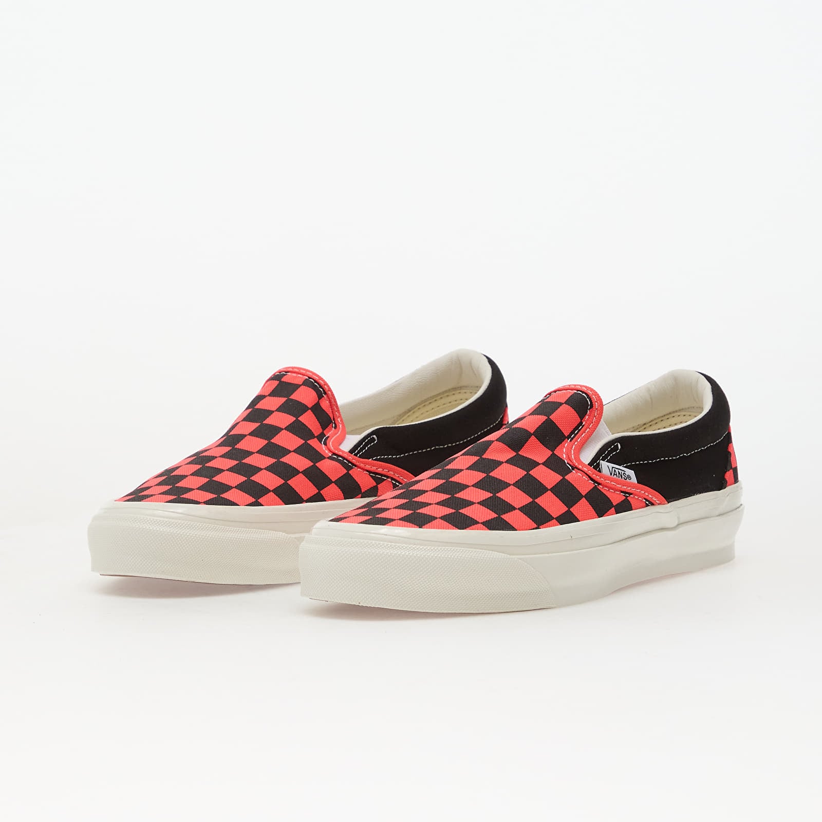 Pánske tenisky a topánky Vans LX Classic Slip-On 98 Checkerboard Diva Pink