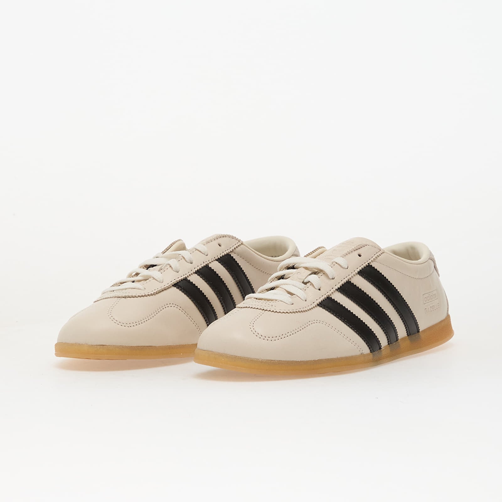 Ženski čevlji adidas Gazelle Lo Pro W Core White/ Core Black/ Gum