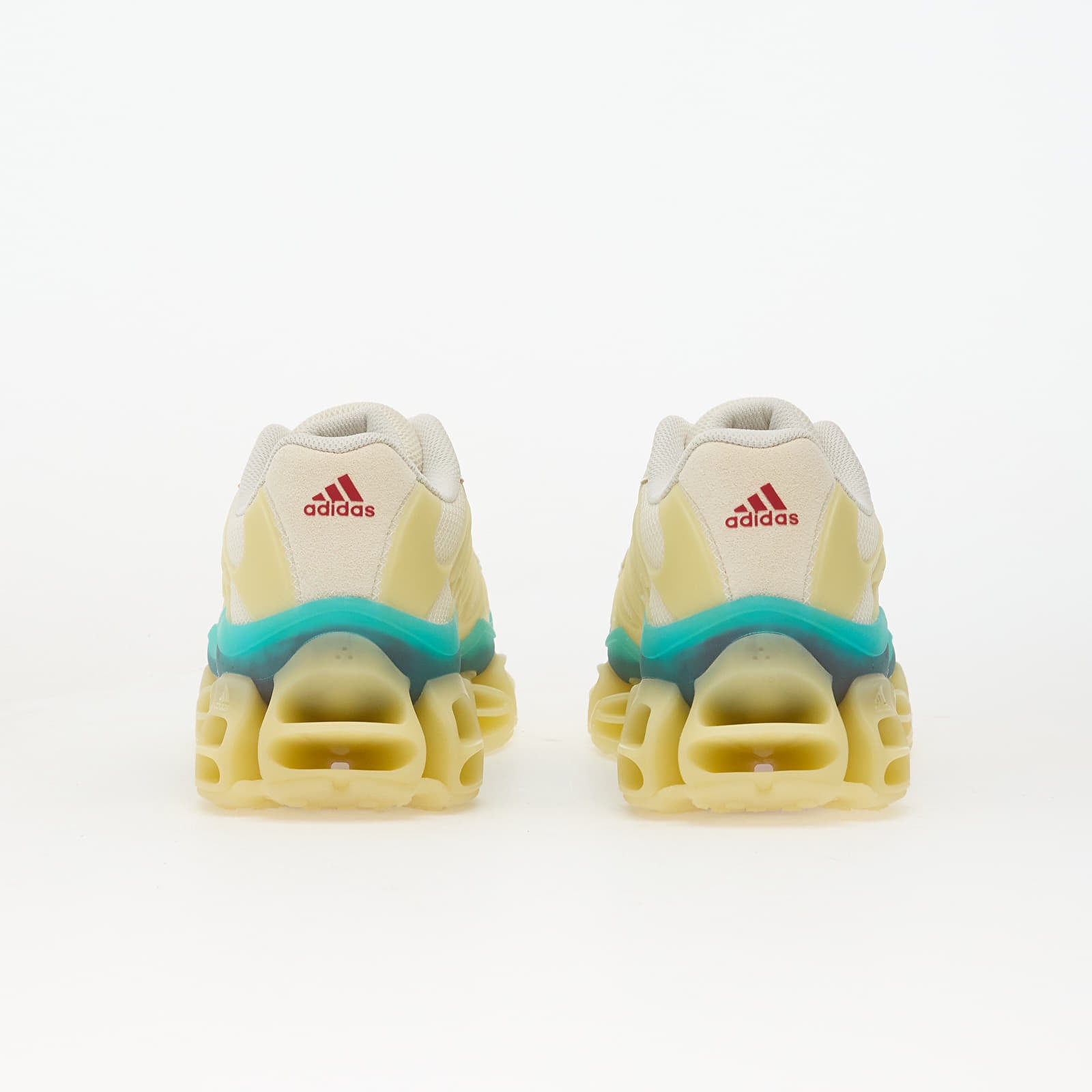Miesten kengät adidas x Willy Chavarria Megaride AG Cream White/ Warm Vanilla/ Power Red