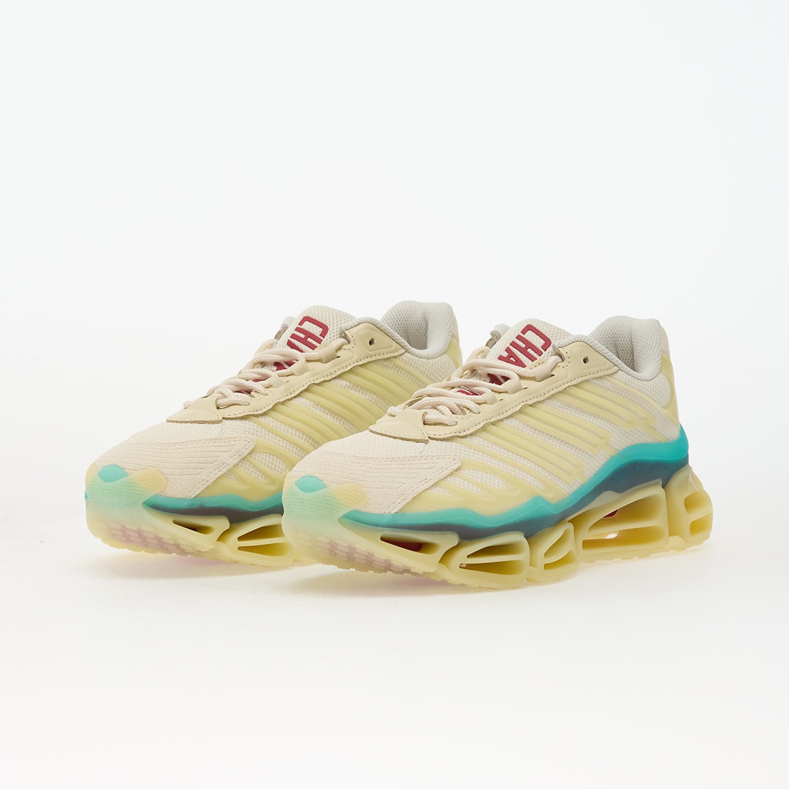 Miesten kengät adidas x Willy Chavarria Megaride AG Cream White/ Warm Vanilla/ Power Red