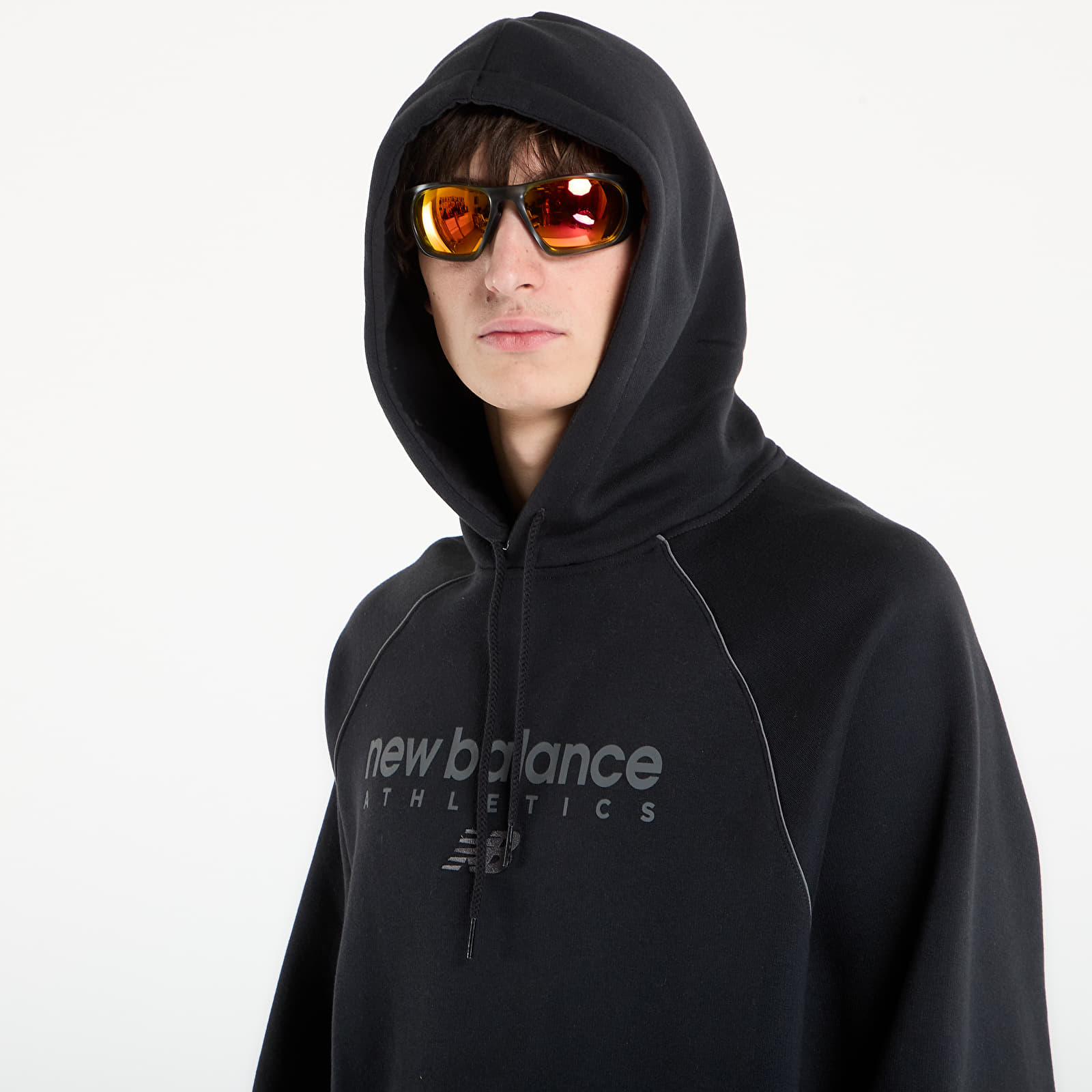 Felpe con cappuccio uomo New Balance Linear Graphic Fleece Hoodie Black