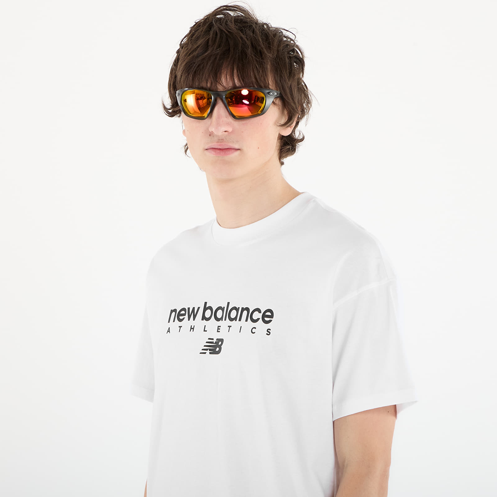 Männer T-Shirts New Balance Linear Graphic T-Shirt White