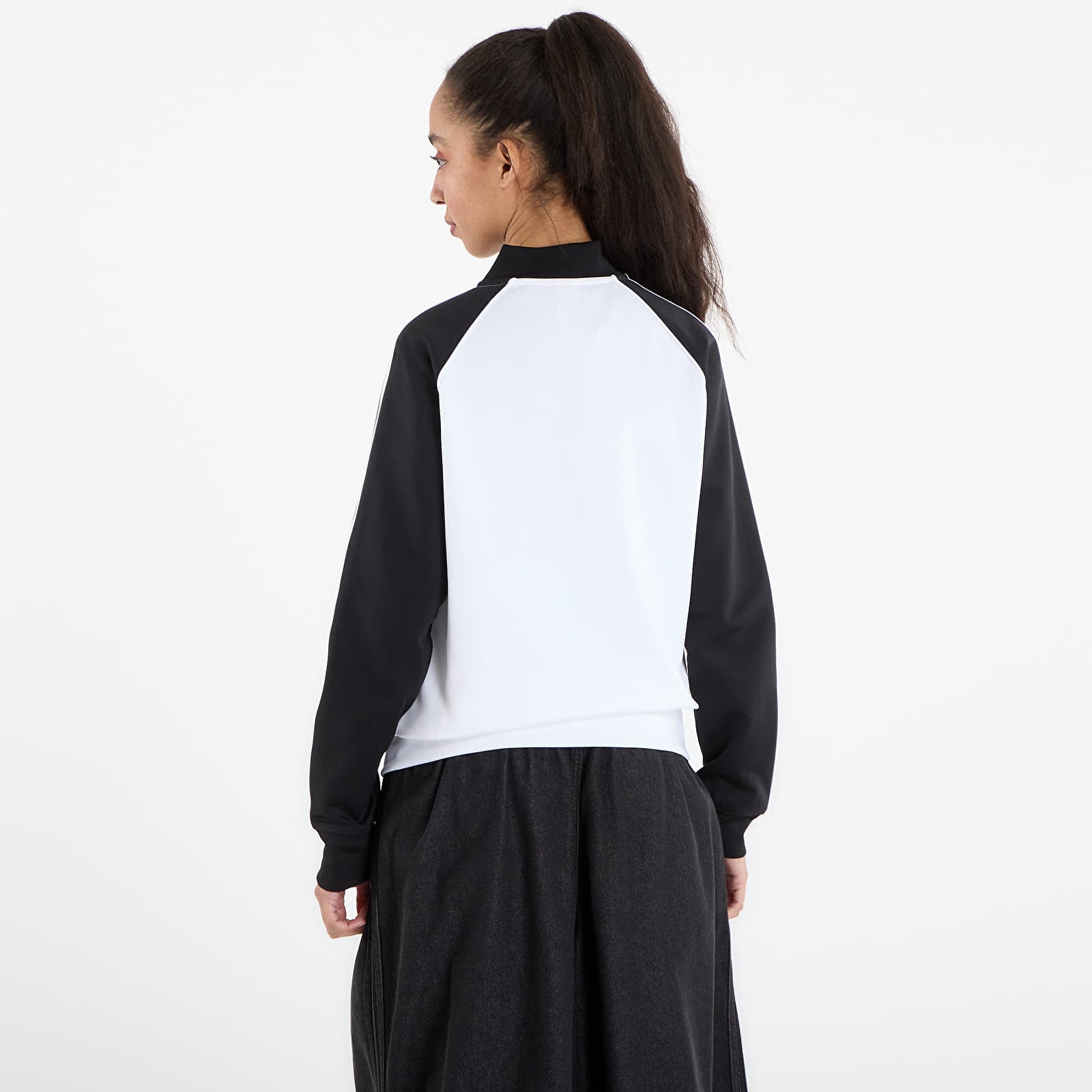 Hupparit ja collegepaidat adidas Sst Tt White/ Black