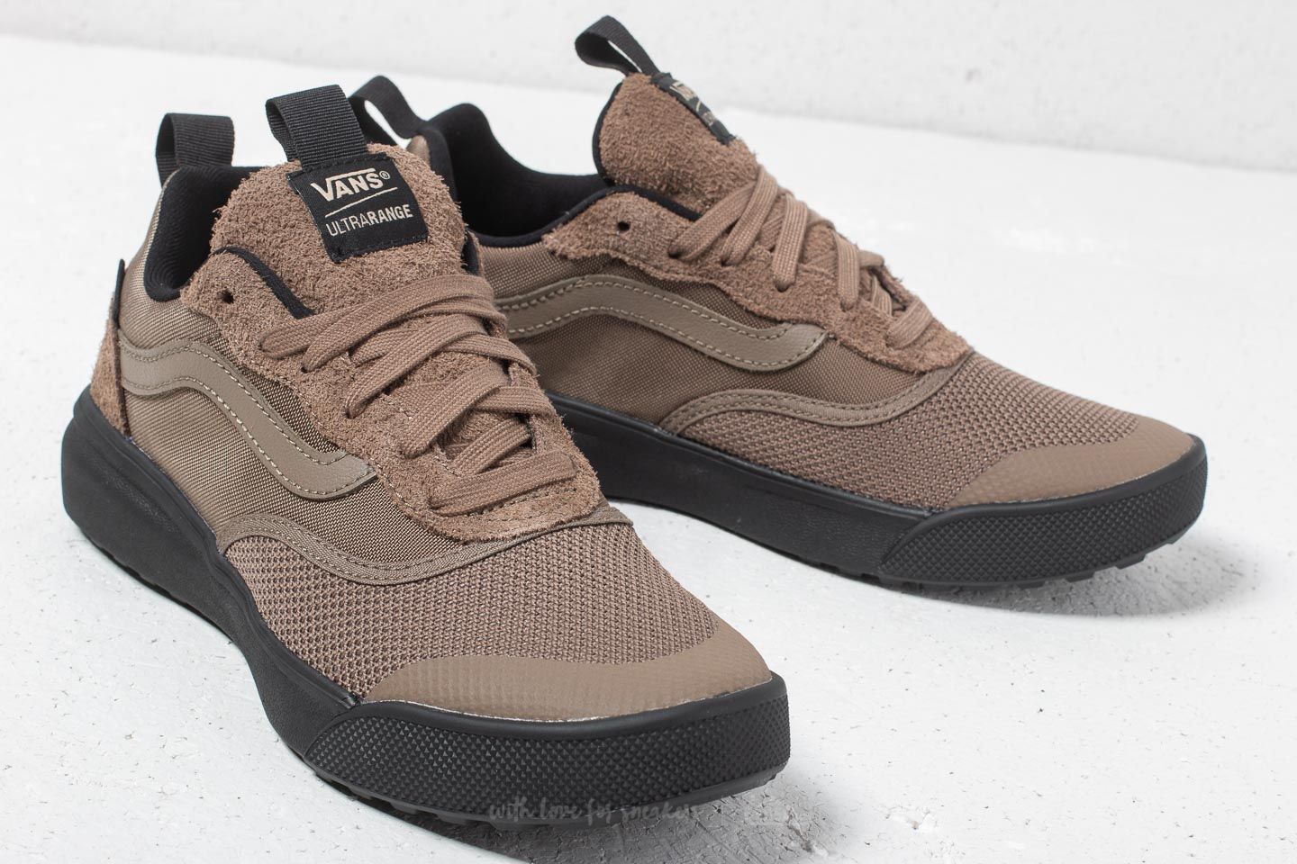 Vans ultrarange cub black top
