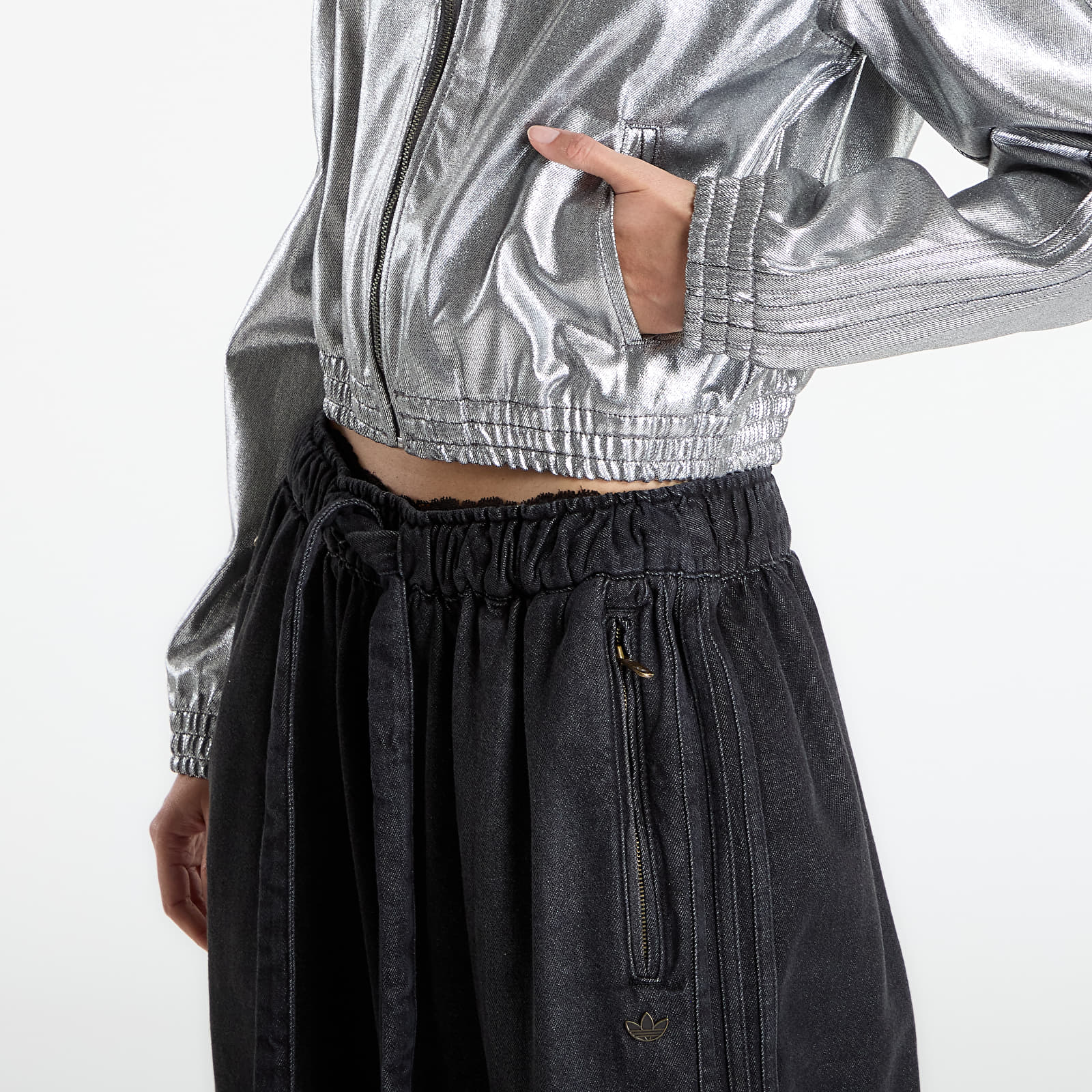 Sweatjacken und Sweatshirts adidas Firebird Tt D Silver Metallic