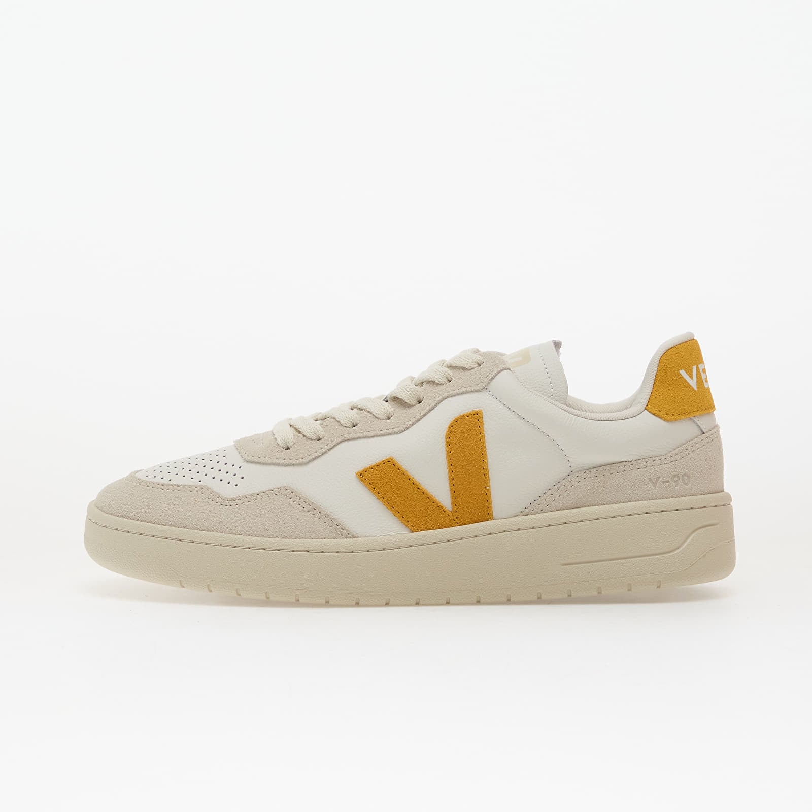 Sneakers Veja V-90 White/ Safran EUR 42