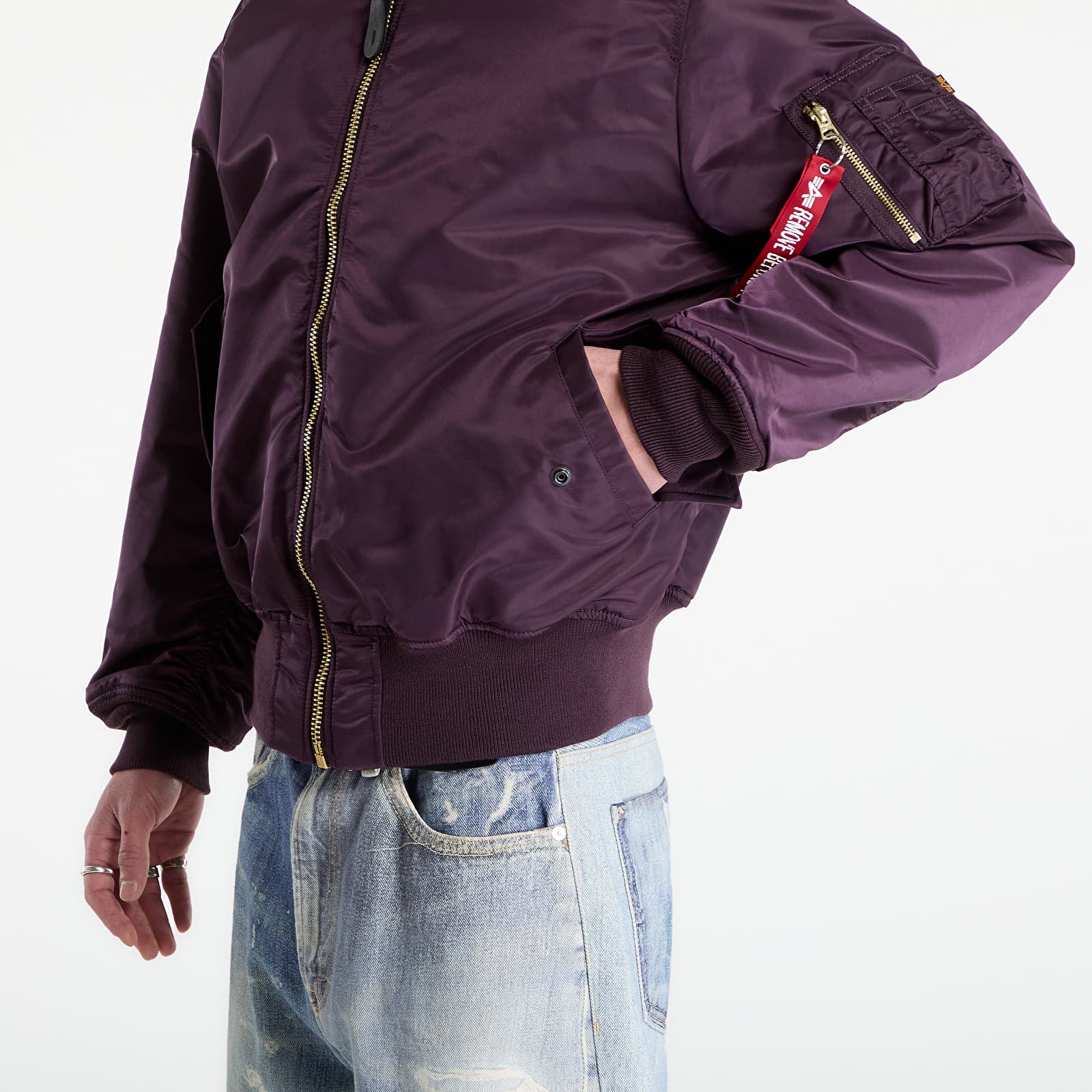 Jacken Alpha Industries MA-1 Heritage Bomber Plum