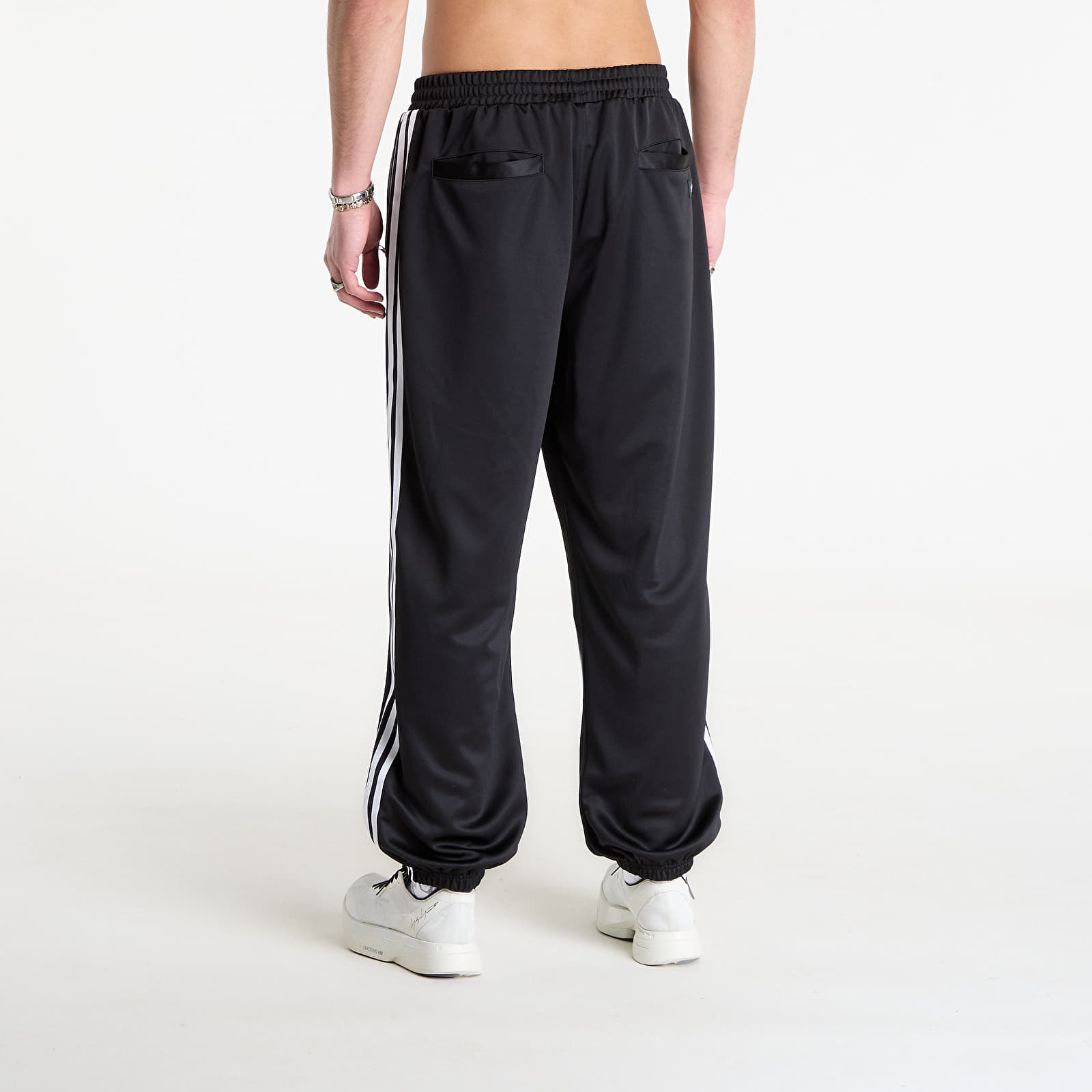 Чоловічі штани adidas Thug Club Superstar Jogger Black