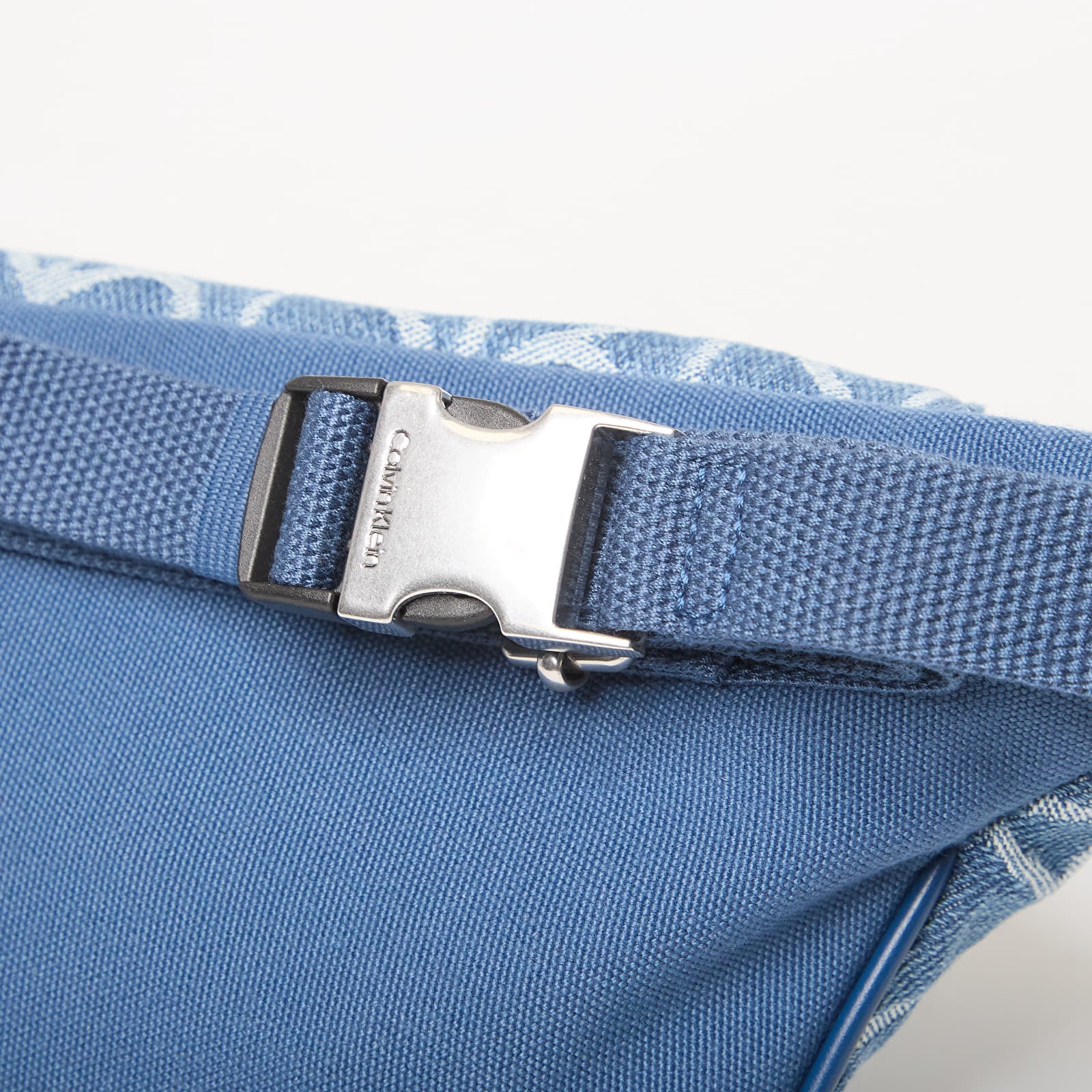 Marsupi Calvin Klein Emblem Aop Denim Waistbag Blue