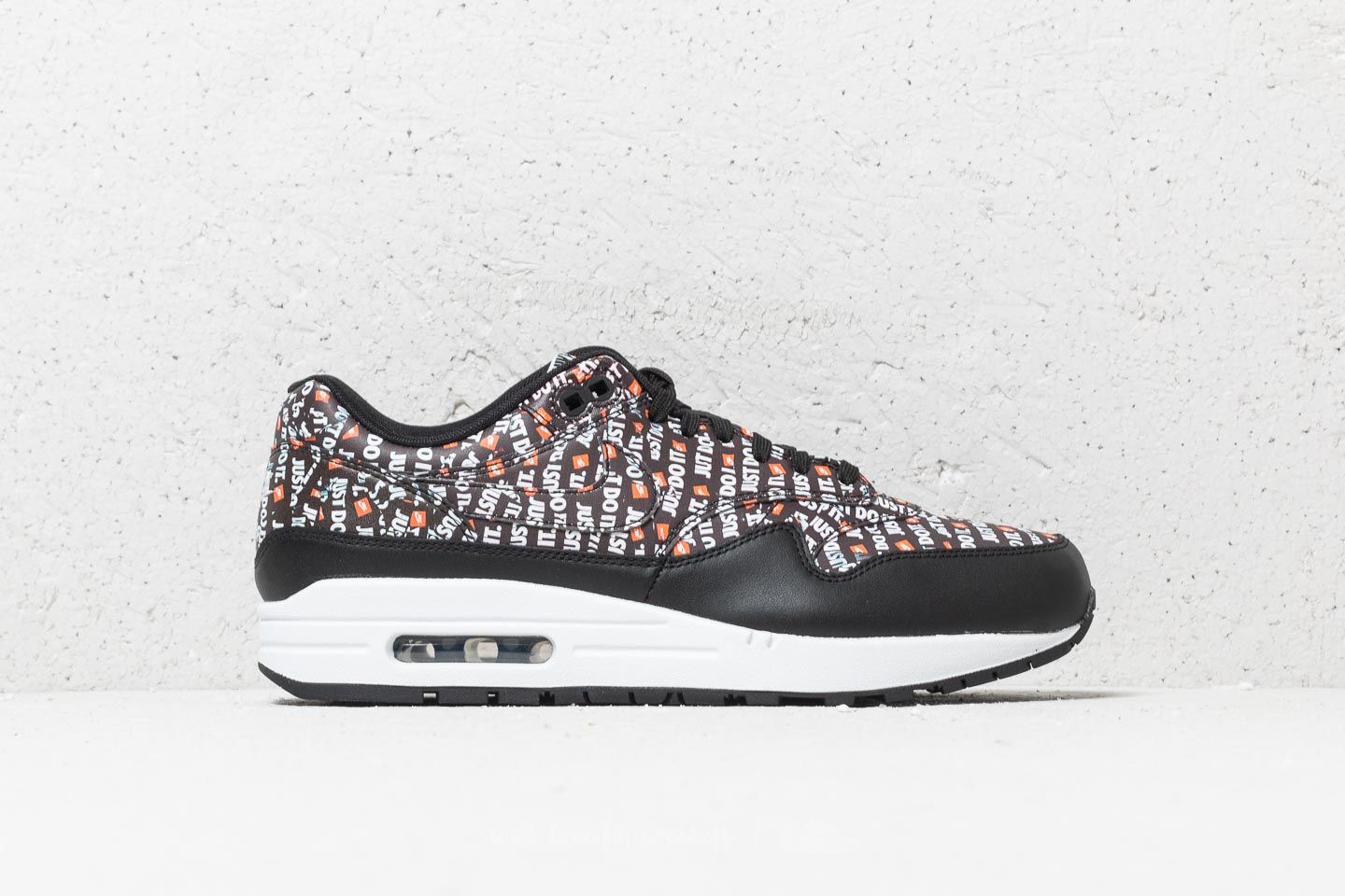 Air max 1 premium just do it black store
