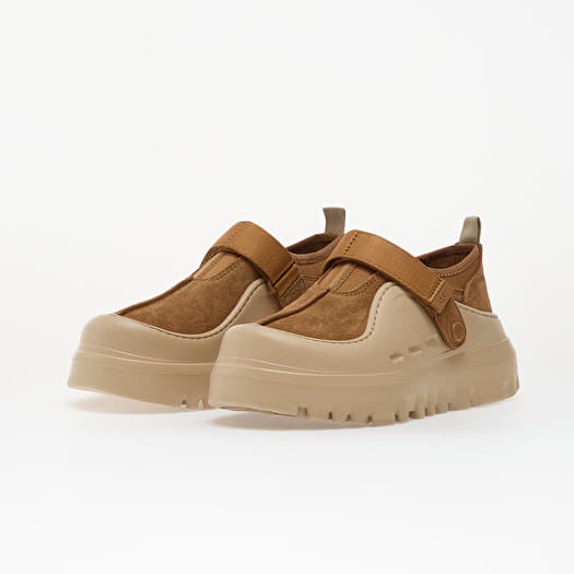 UGG M FREAKMOD LOWCUT in Chestnut UGG Just Dropped The Perfect Summer Shoe main image 3
