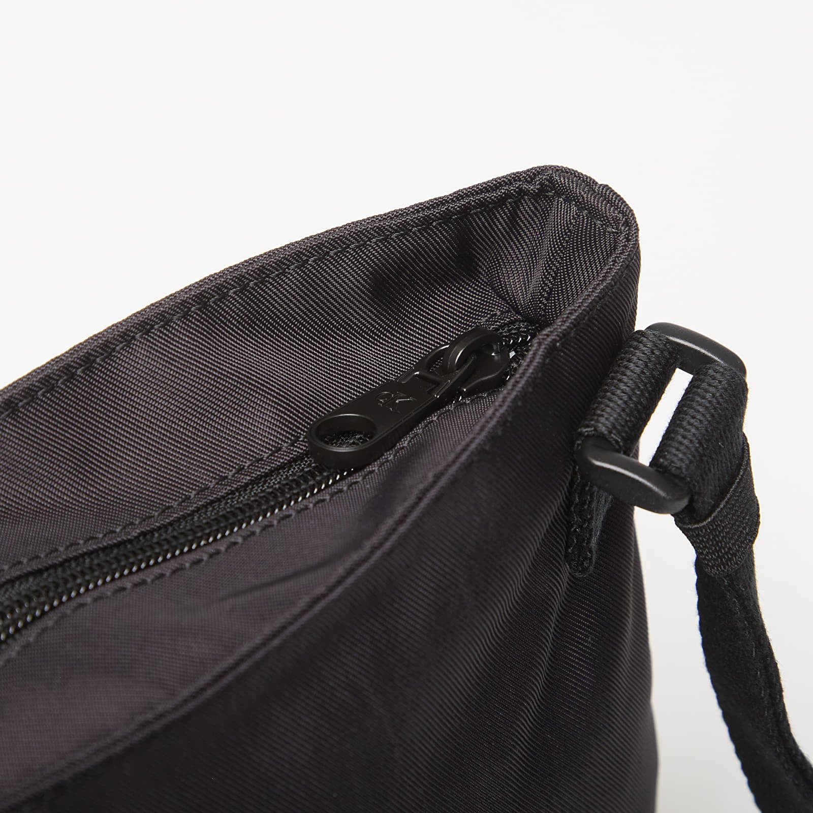 Borse a tracolla Calvin Klein Bold Flatpack Black