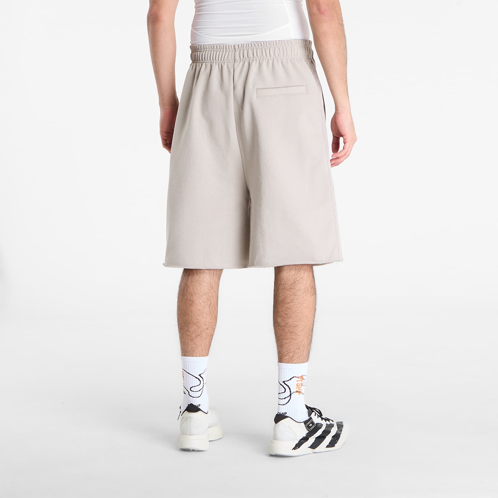 Kratke hlače adidas x Entire Studios Uniform Heavy Drop Shorts Light Brown