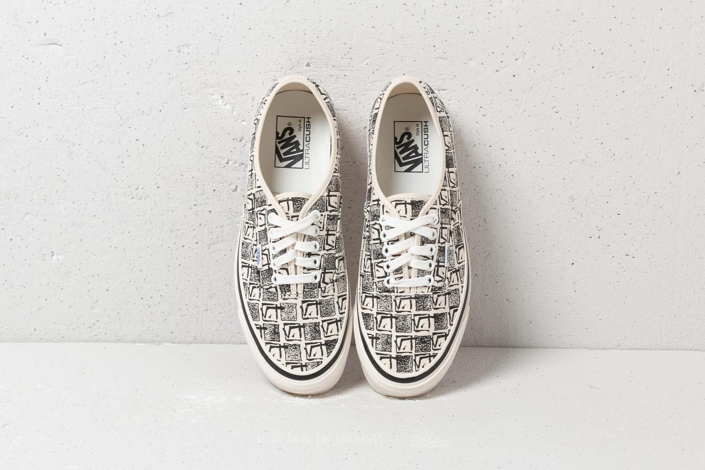 Vans ultracush style 44 sales
