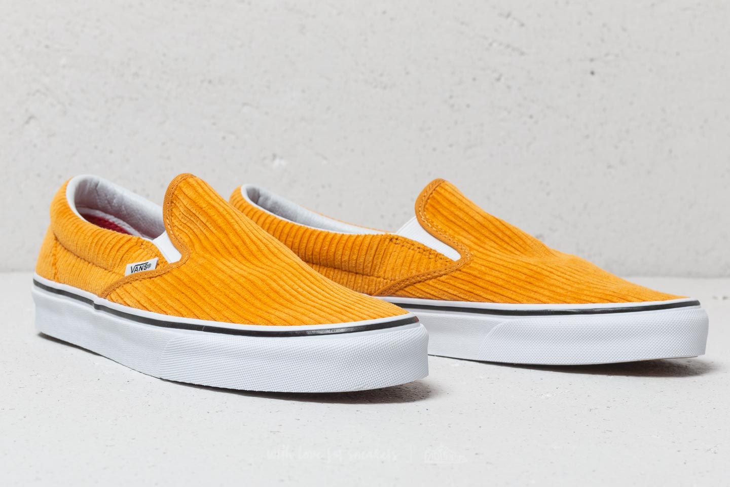 Men s shoes Vans Classic Slip On Design Assembly Sunflower