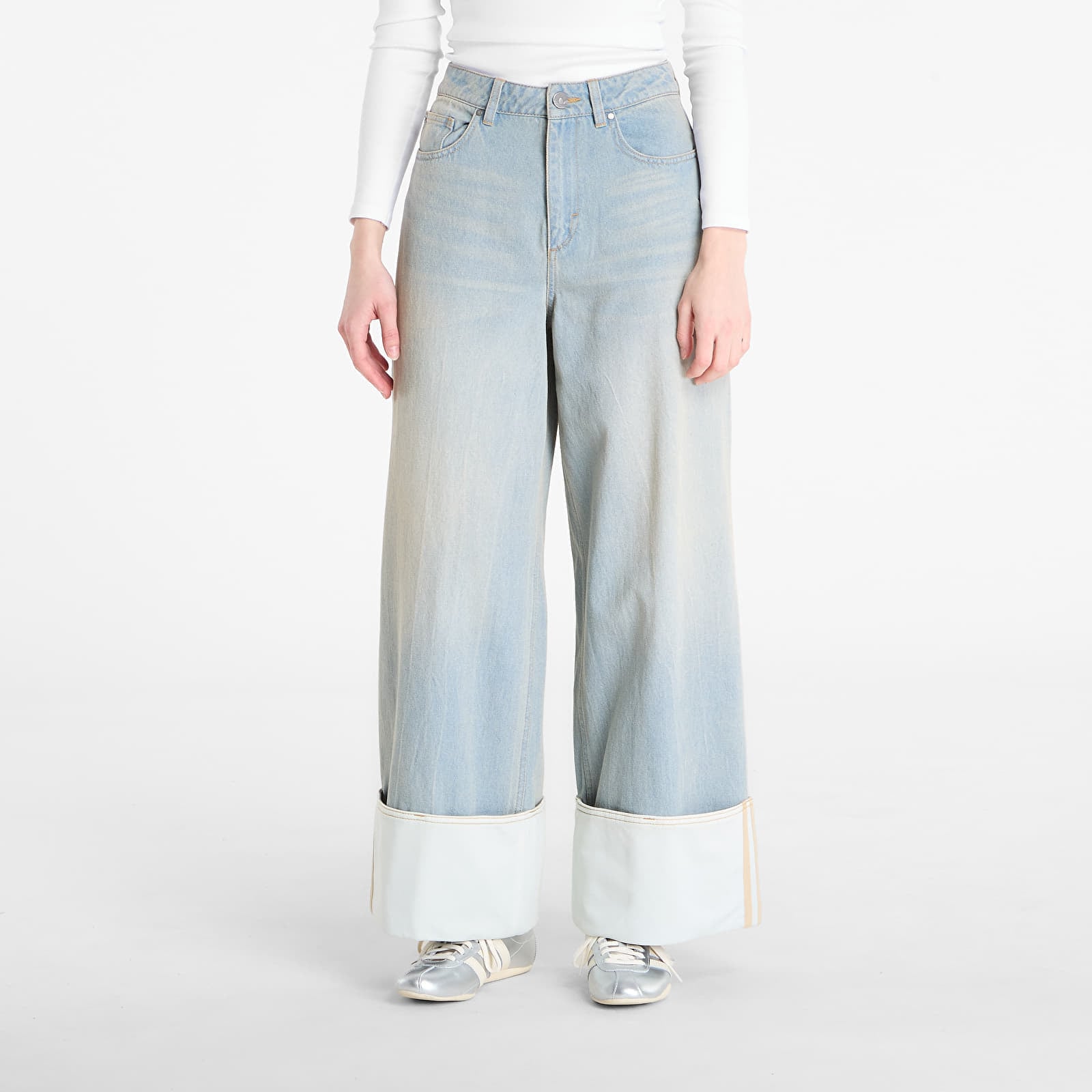 Blugi adidas Wide Leg Jeans Lghden/ Off White W26/L30