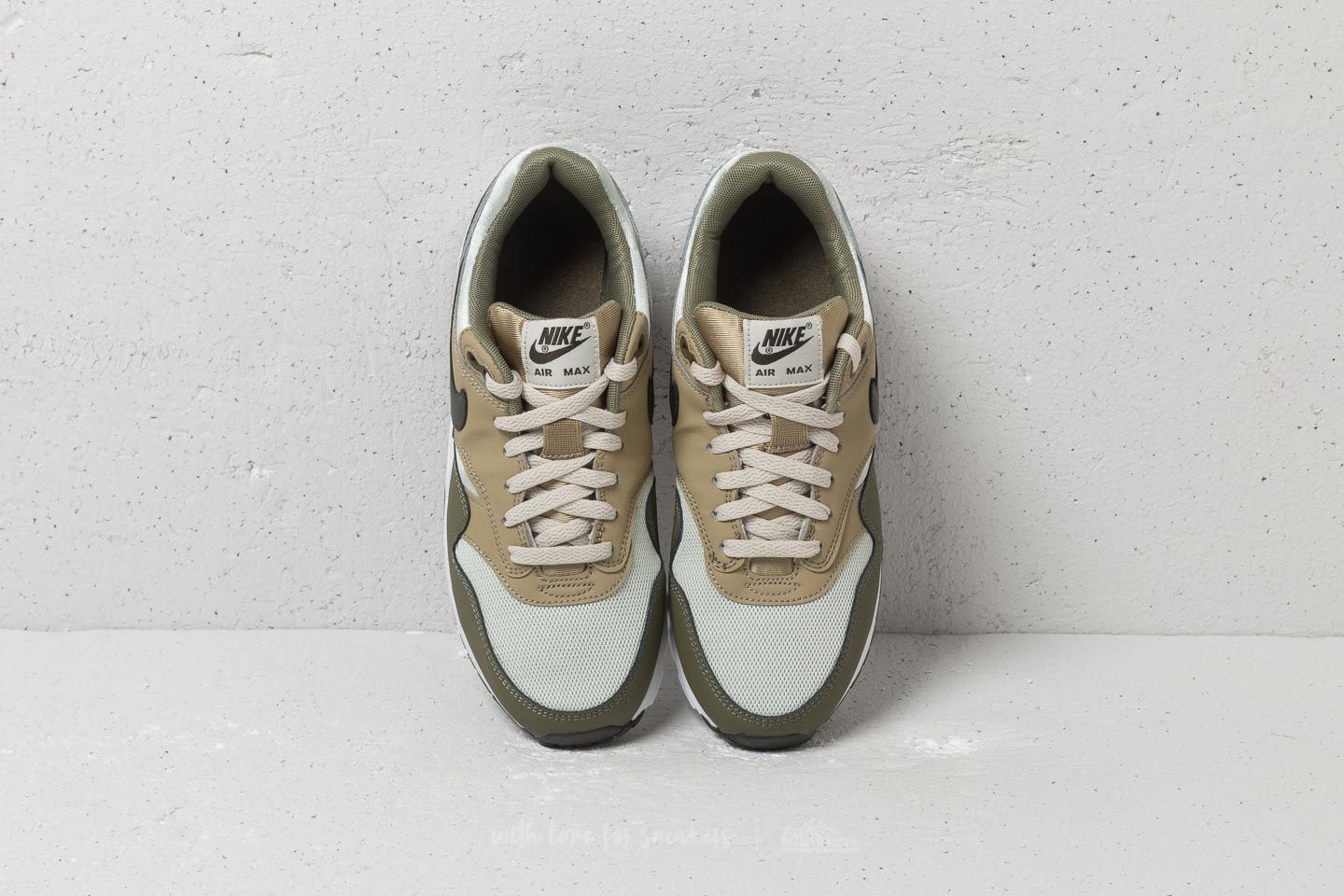 Women s shoes Nike Air Max 1 GS Medium Olive Sequoia Footshop